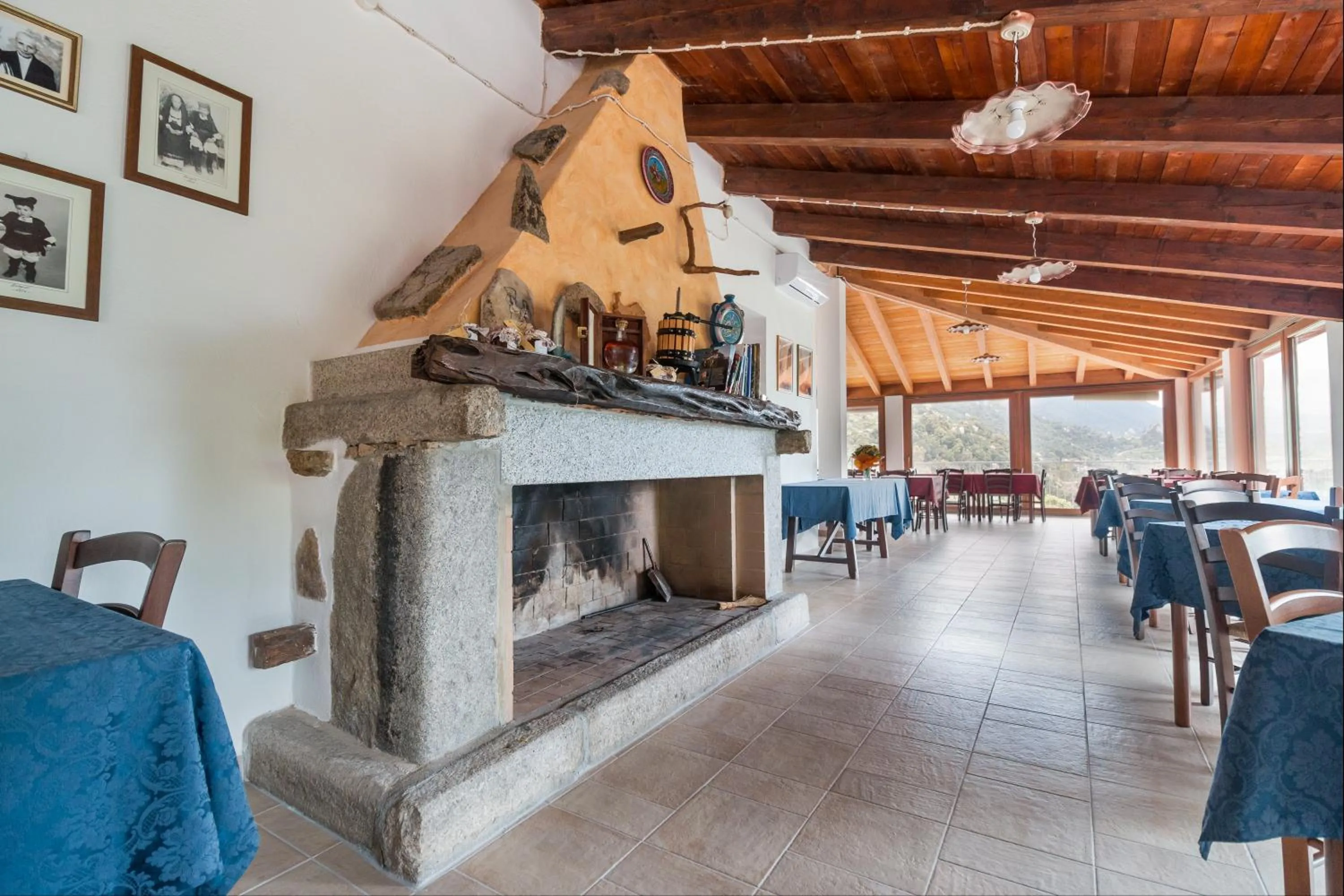 Dining area in Rifugio Gorropu