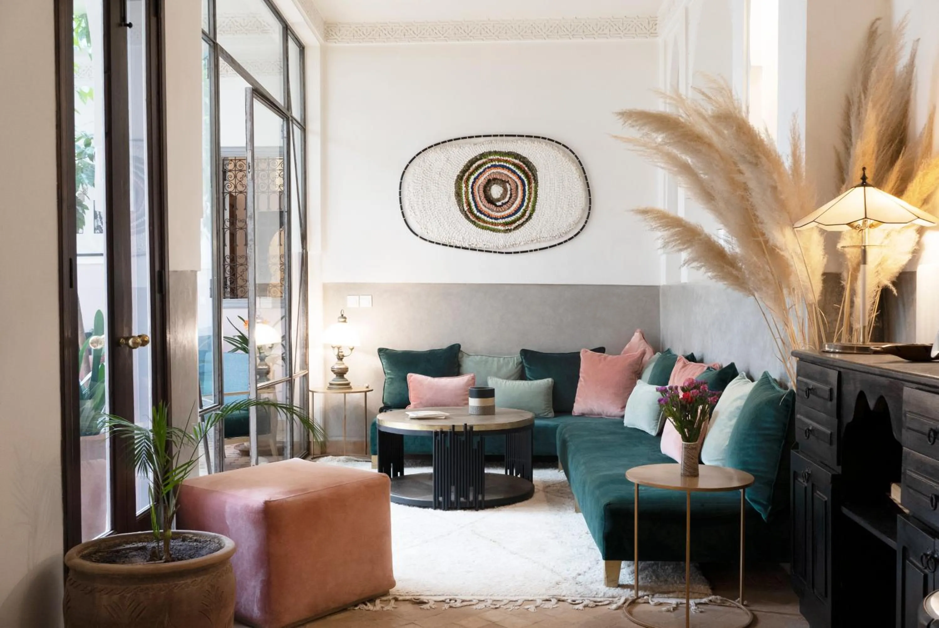 Communal lounge/ TV room in Riad Sashema