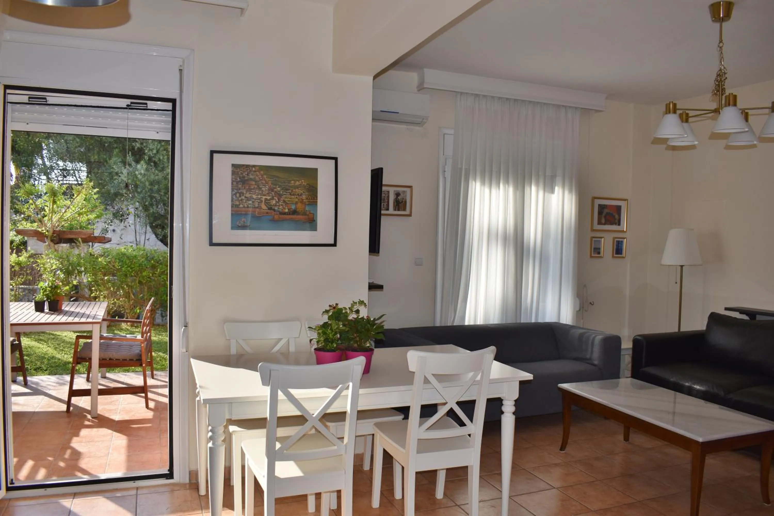 Kripis House
