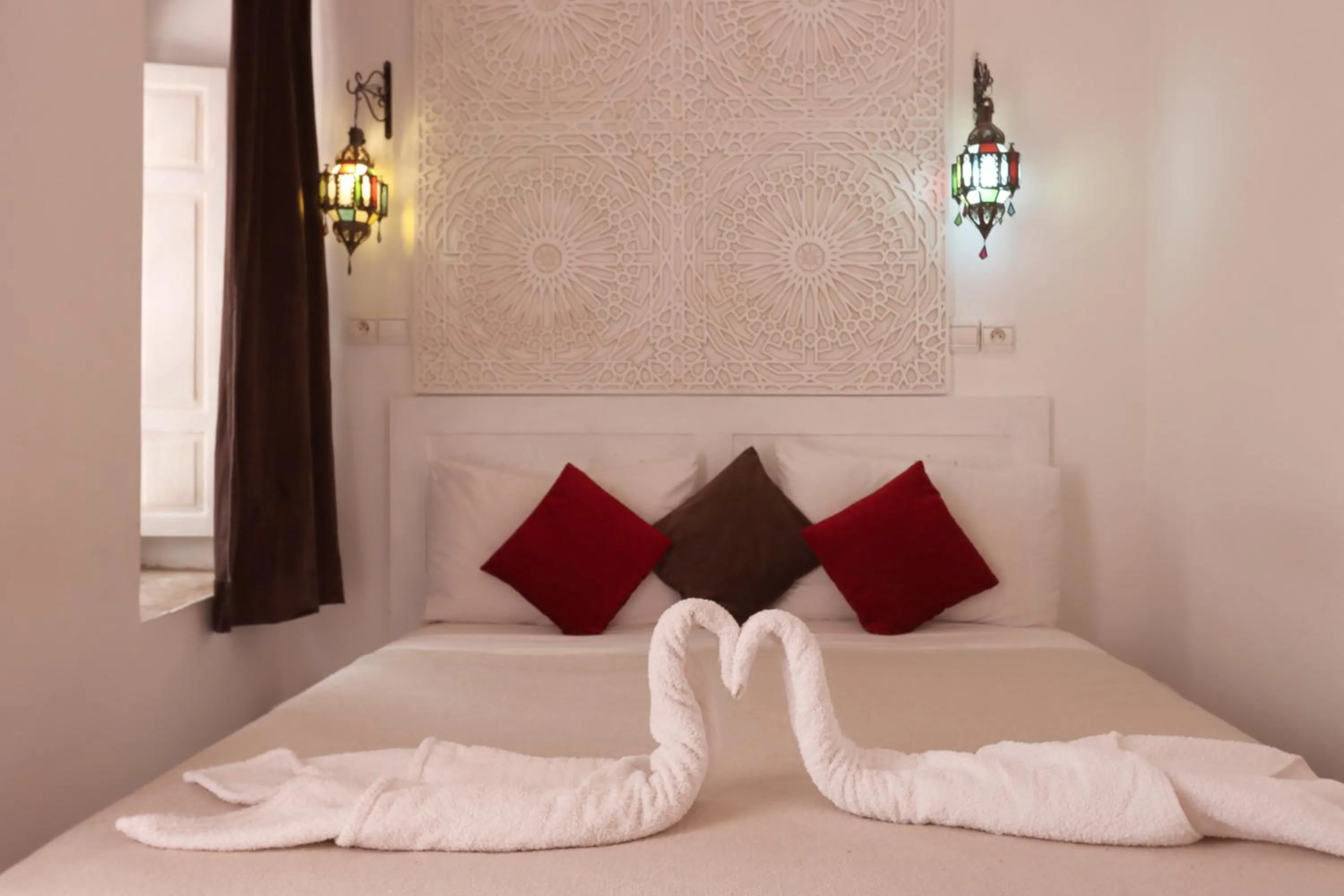 Photo of the whole room, Bed in Riad Morocco Sky