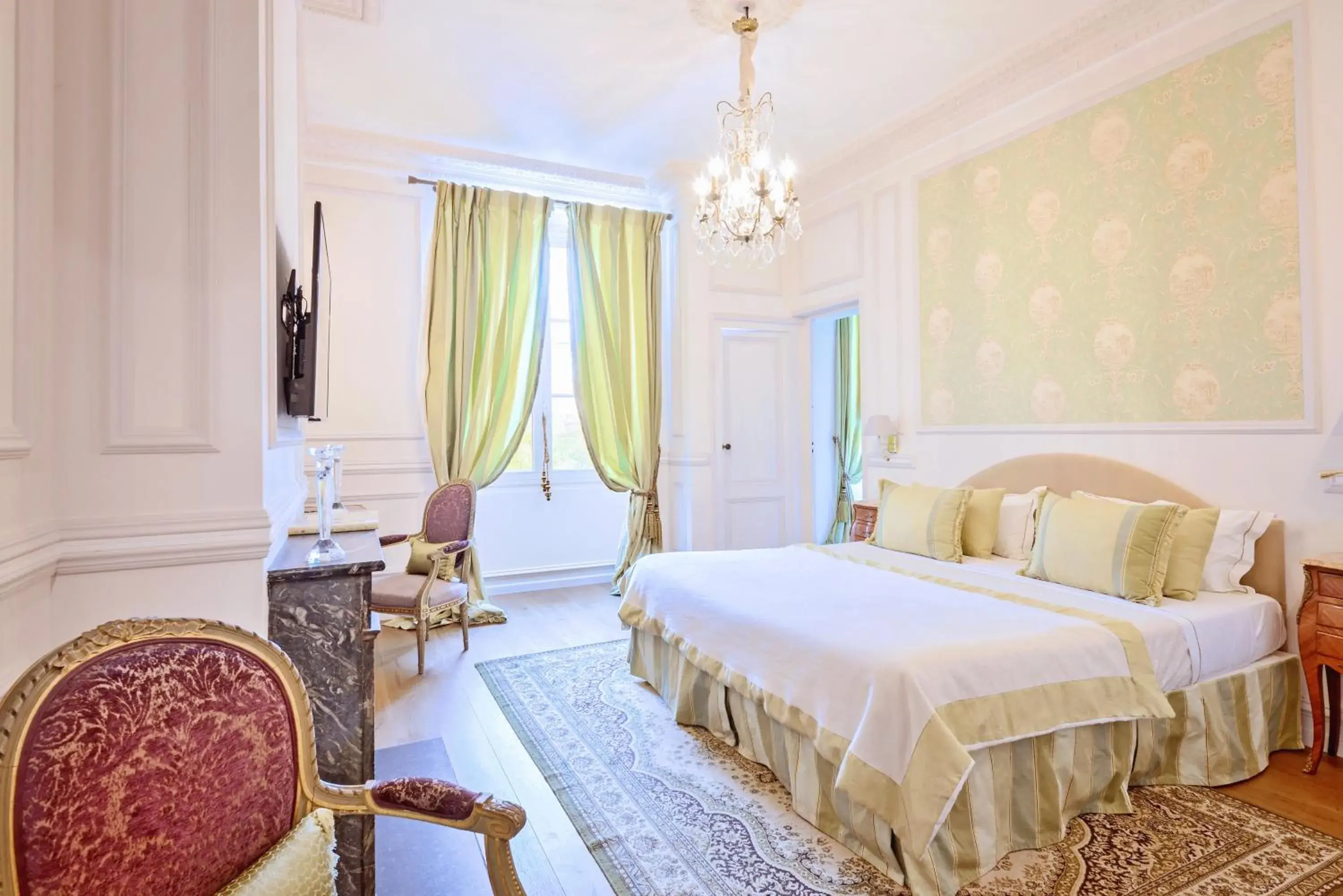 Prestige Suite in Villa Victor Louis - Bordeaux Centre Prestige Suite in Villa Victor Louis - Bordeaux Centre