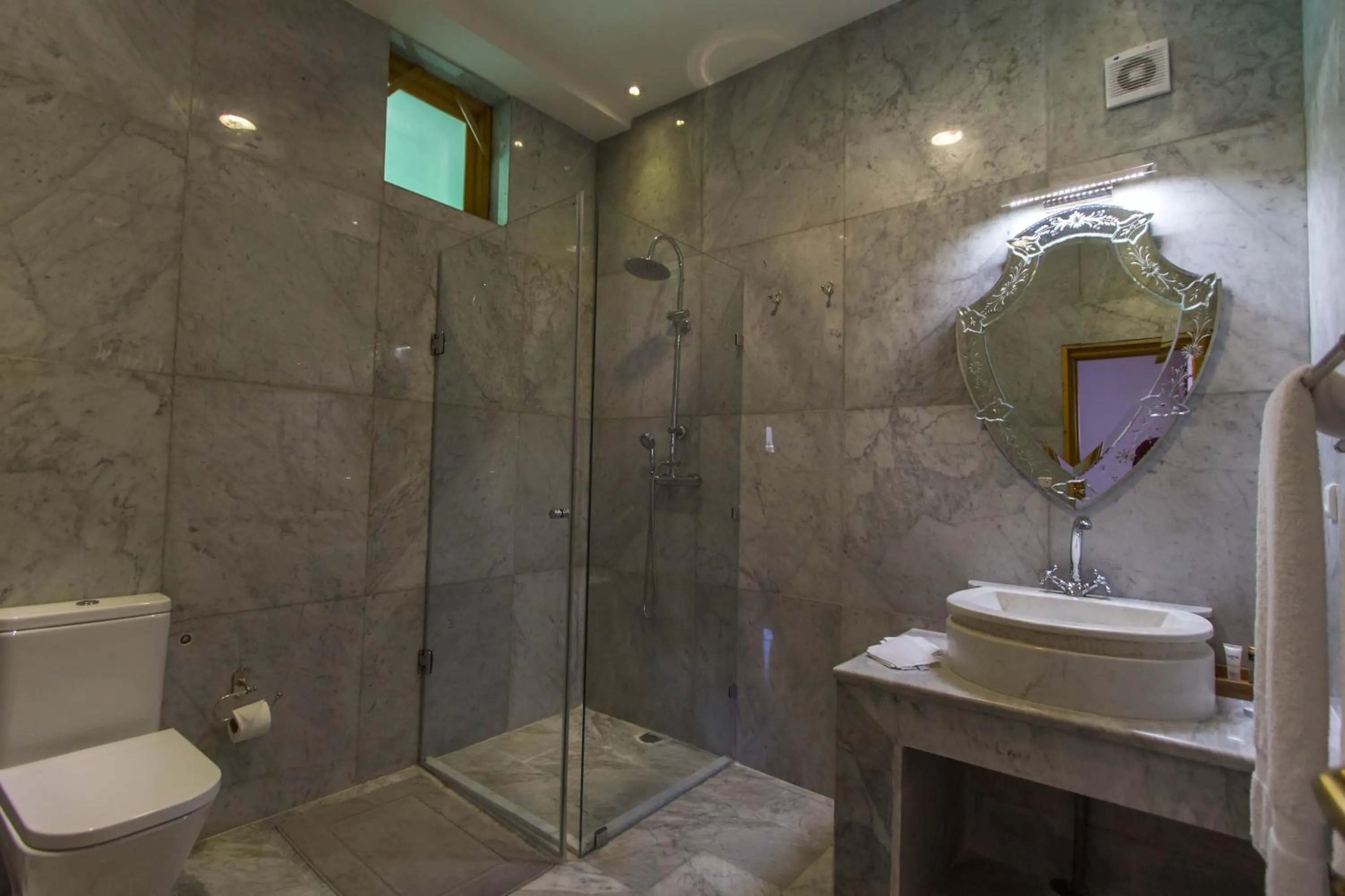 Shower in Riad Amor - Suite & Spa