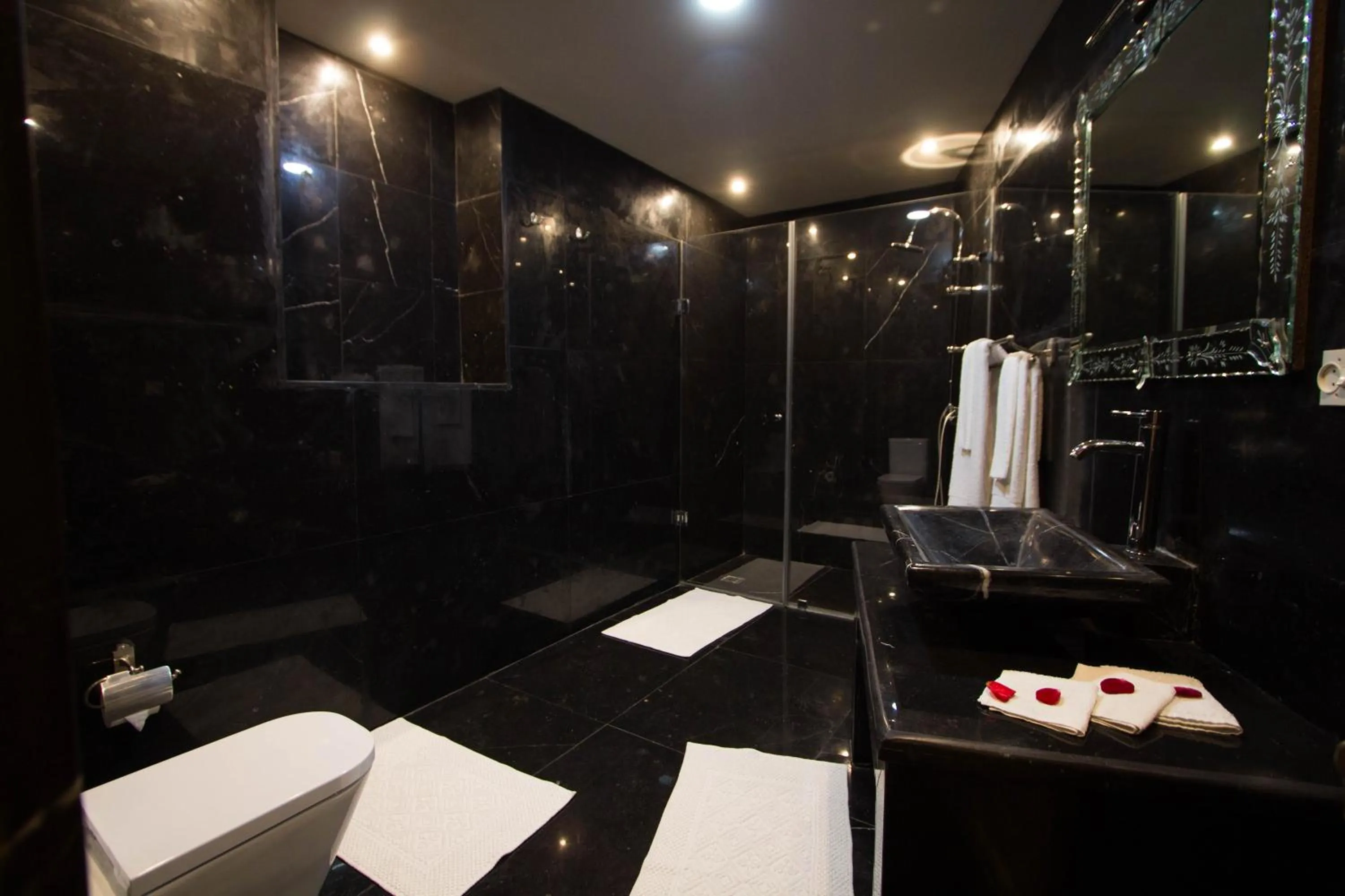 Bathroom in Riad Amor - Suite & Spa