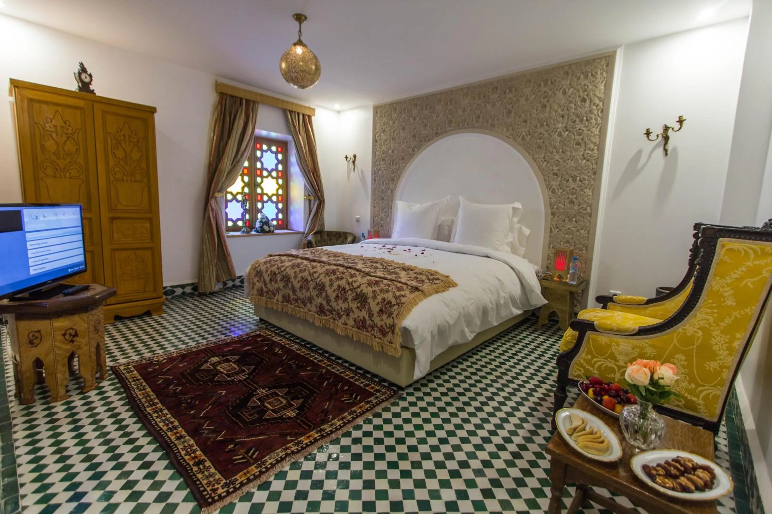 Bedroom, Bed in Riad Amor - Suite & Spa