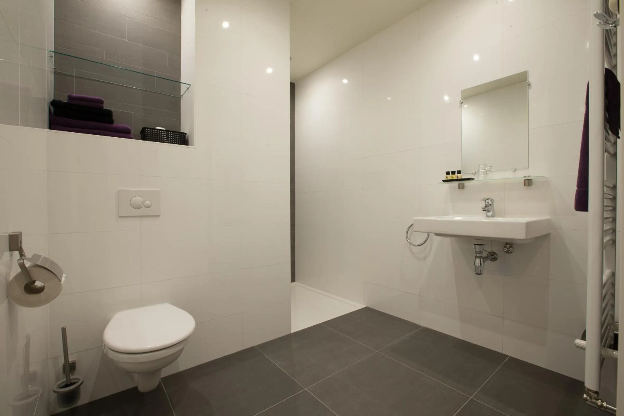 Property building in Cuisinerie Mensinge With Dreams