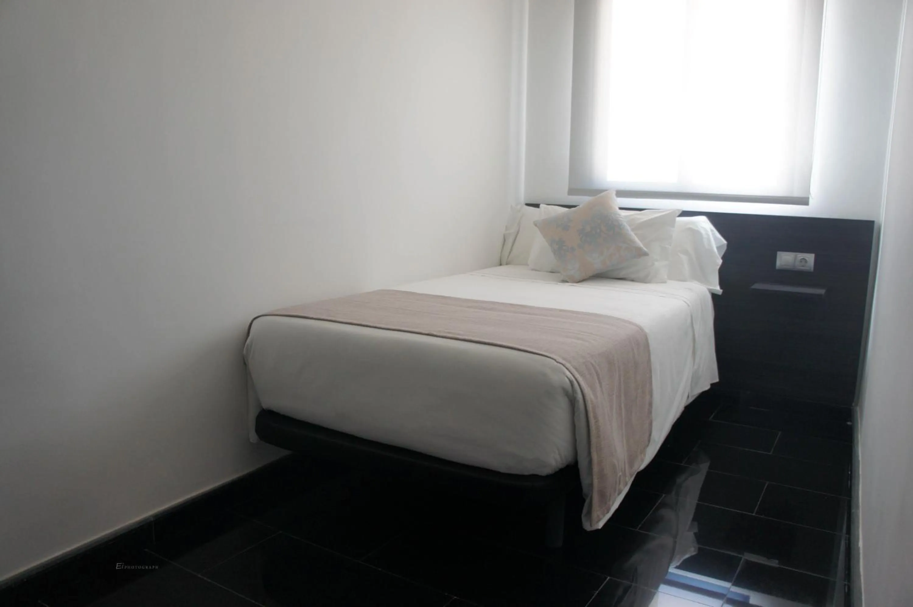 Bed in Hotel Tasiast