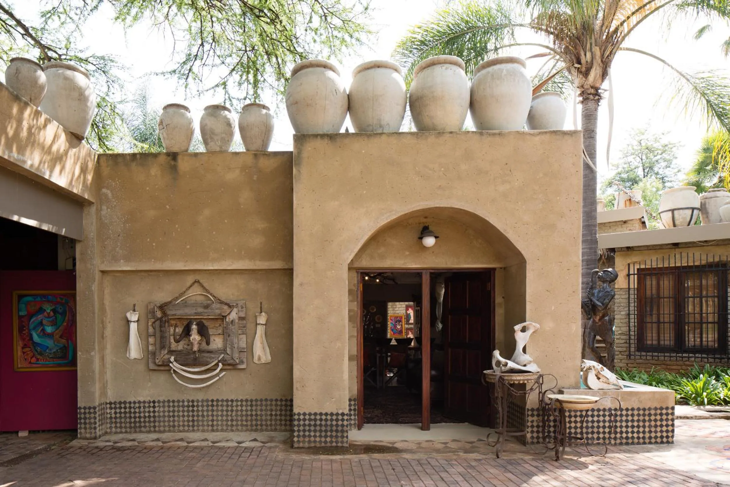 Facade/entrance in The Art Guesthouse