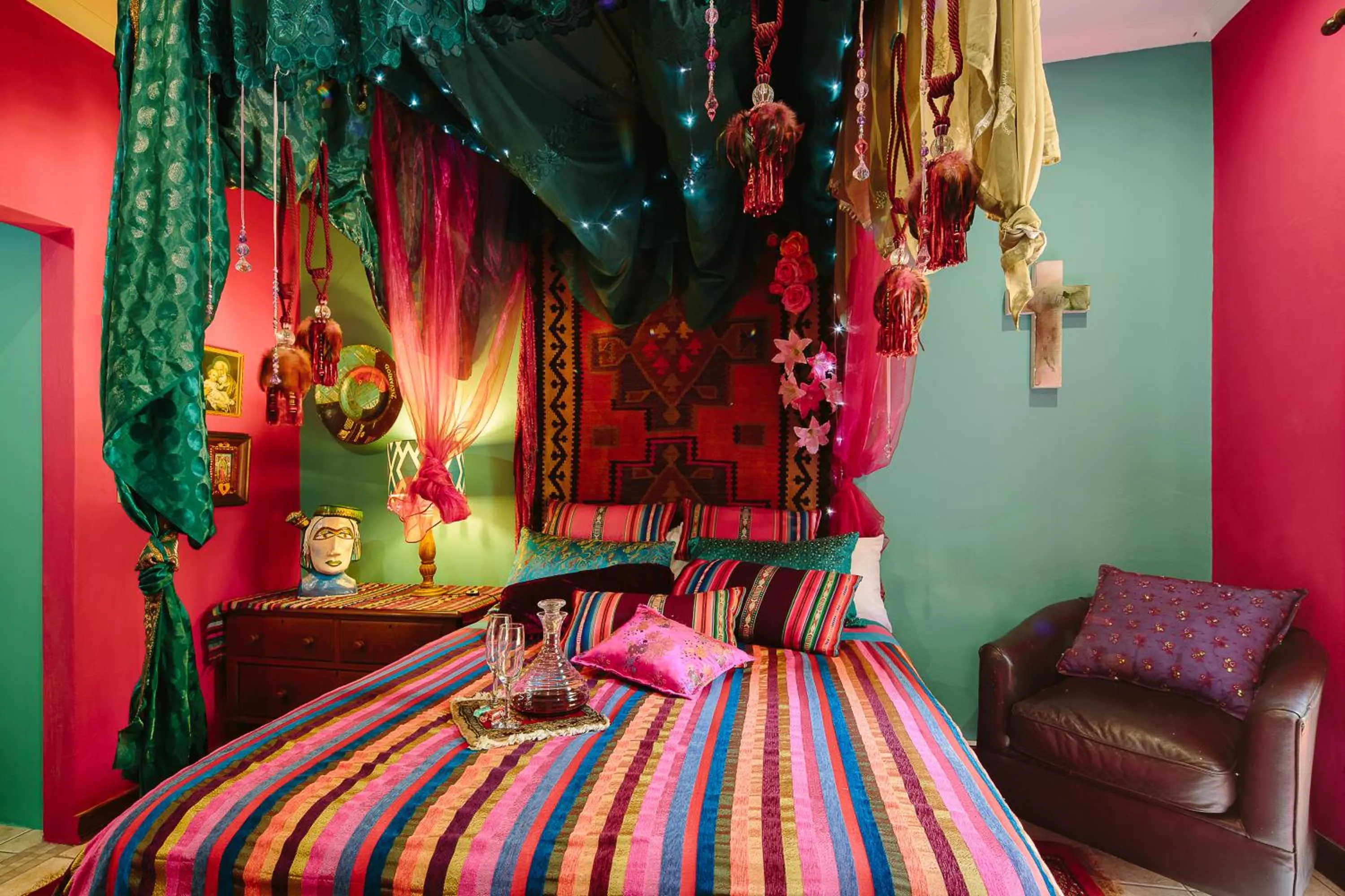 Bed in The Art Guesthouse