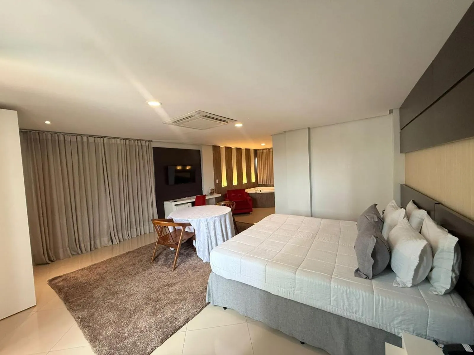 Bed in Pumma Business Hotel