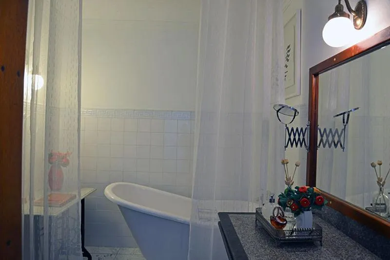 Bathroom in Pousada Guignard
