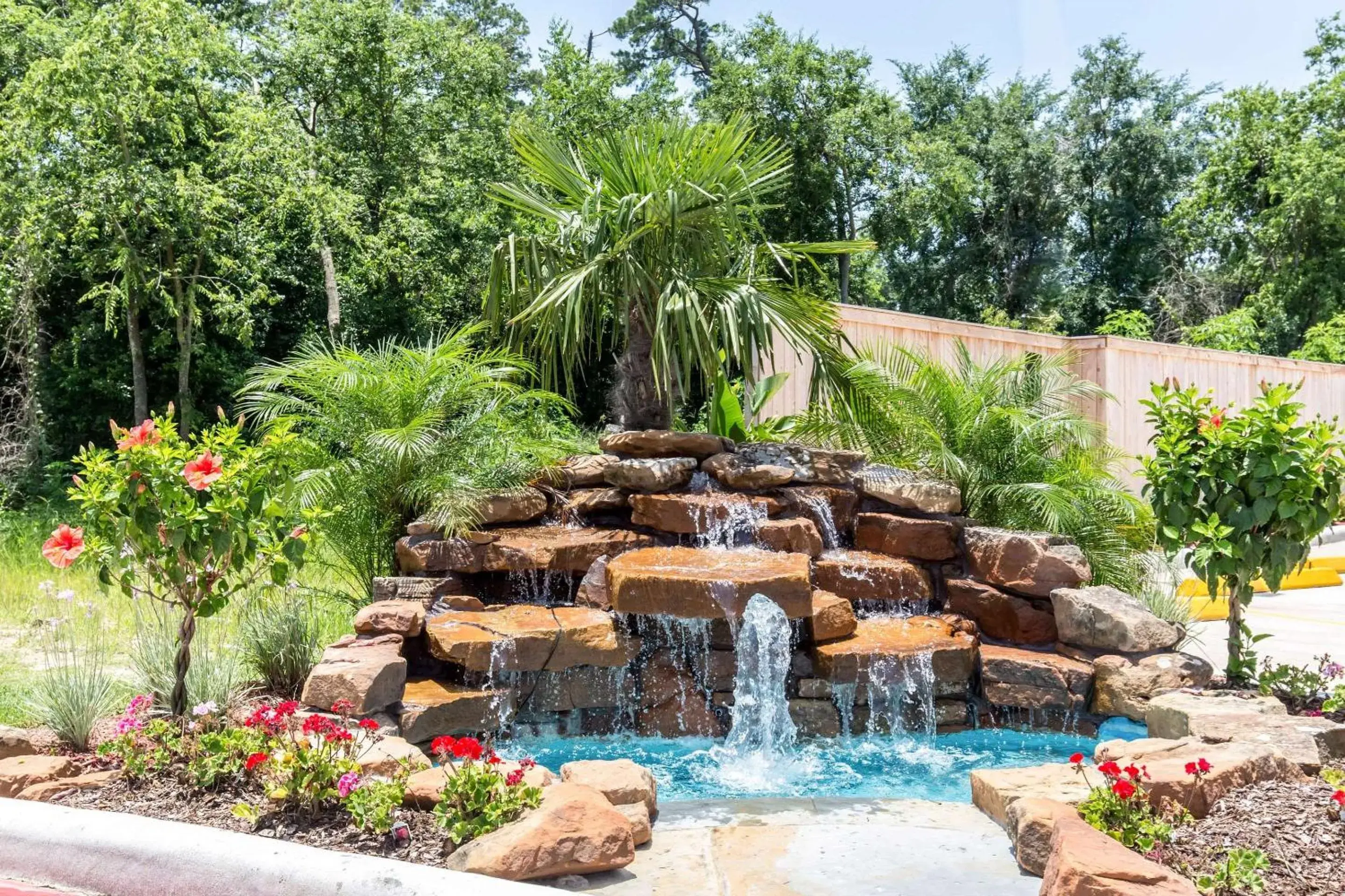 Property building in Scottish Inns & Suites Spring - Houston North Property building in Scottish Inns & Suites Spring - Houston North