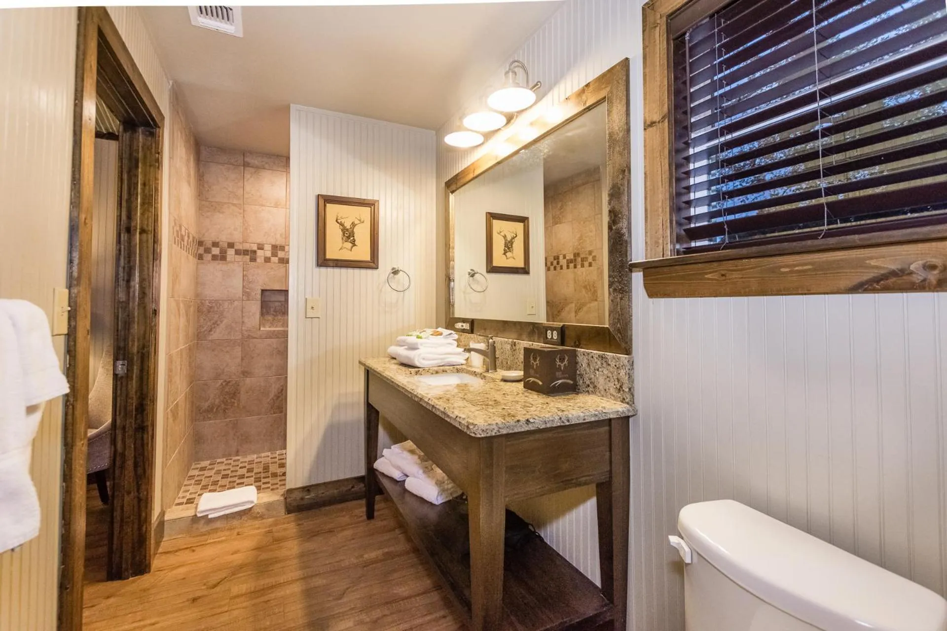 Vineyard Trail Cottages- Adults Only