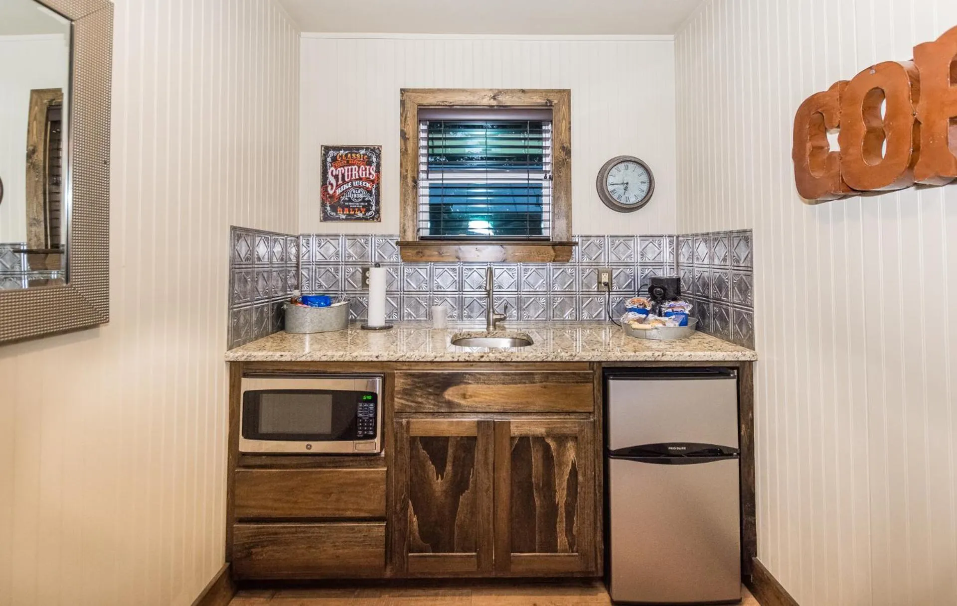 Vineyard Trail Cottages- Adults Only