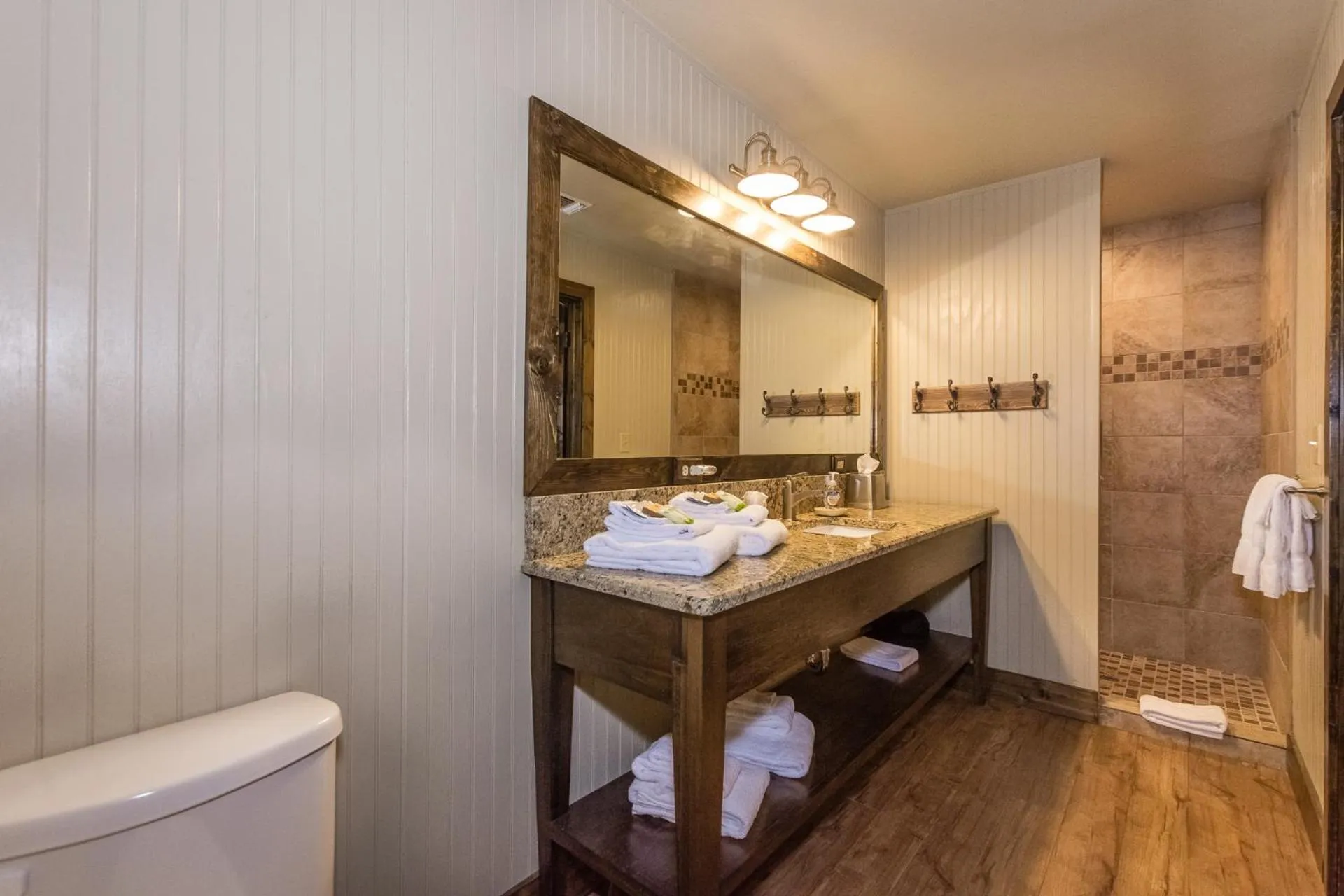 Vineyard Trail Cottages- Adults Only