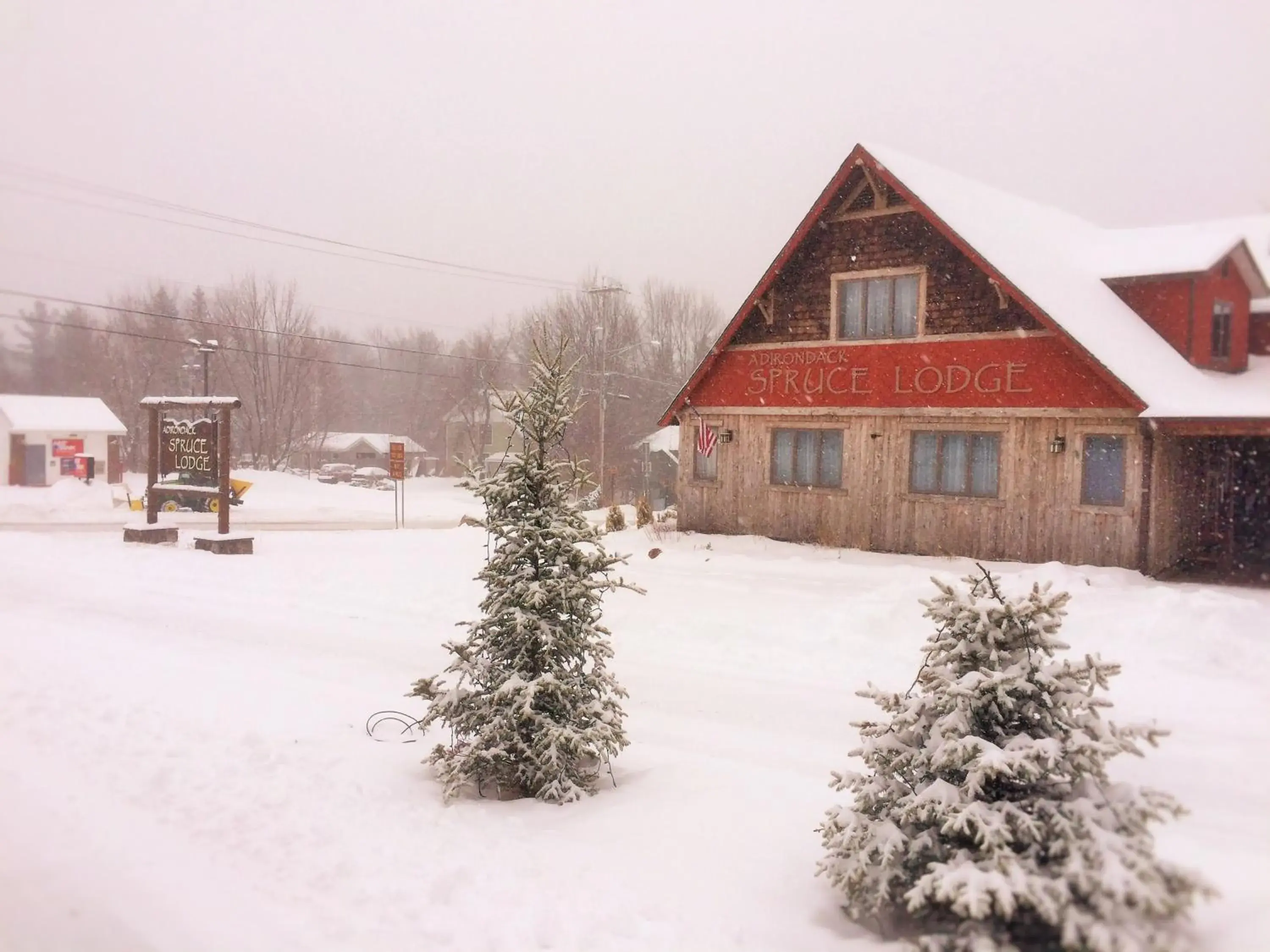 Property building, Winter in Adirondack Spruce Lodge