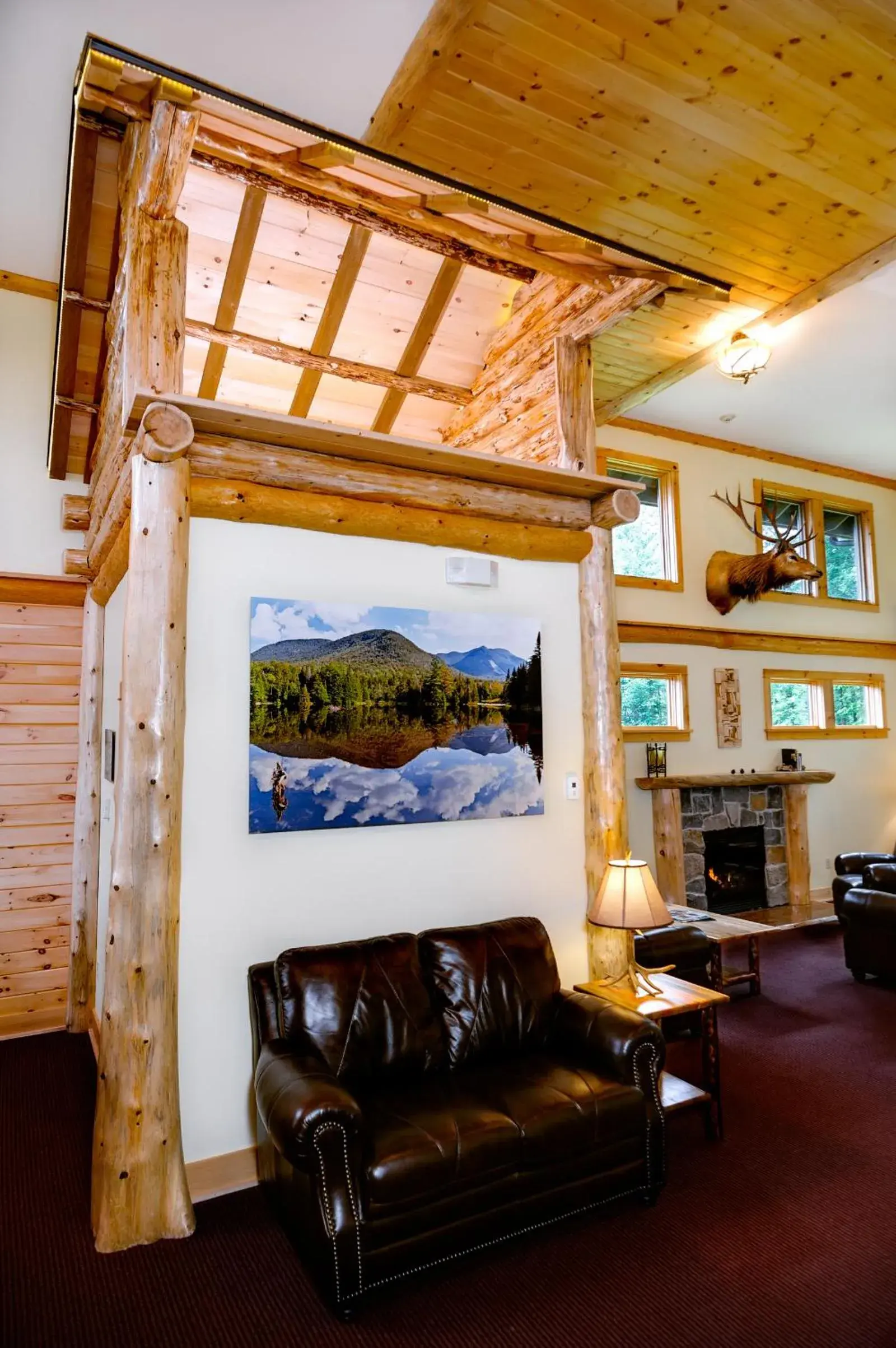 Lobby or reception, Seating Area in Adirondack Spruce Lodge