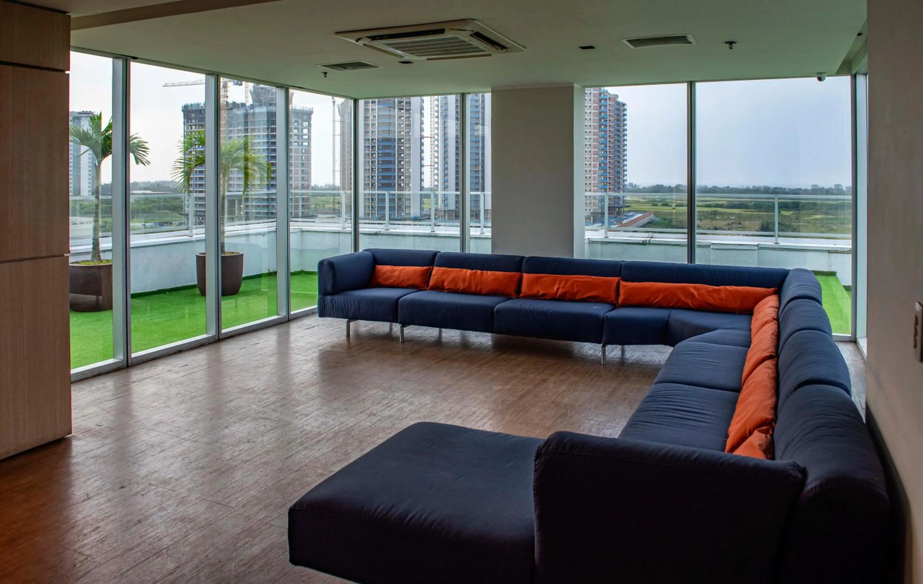 Balcony/Terrace in Ribalta Hotel Barra da Tijuca by Atlantica