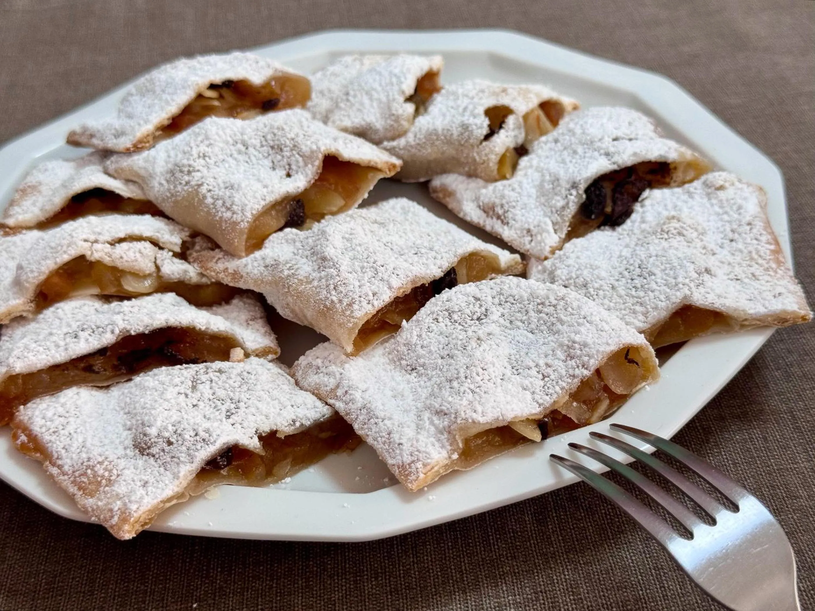 Breakfast in Casa Juarez B&B