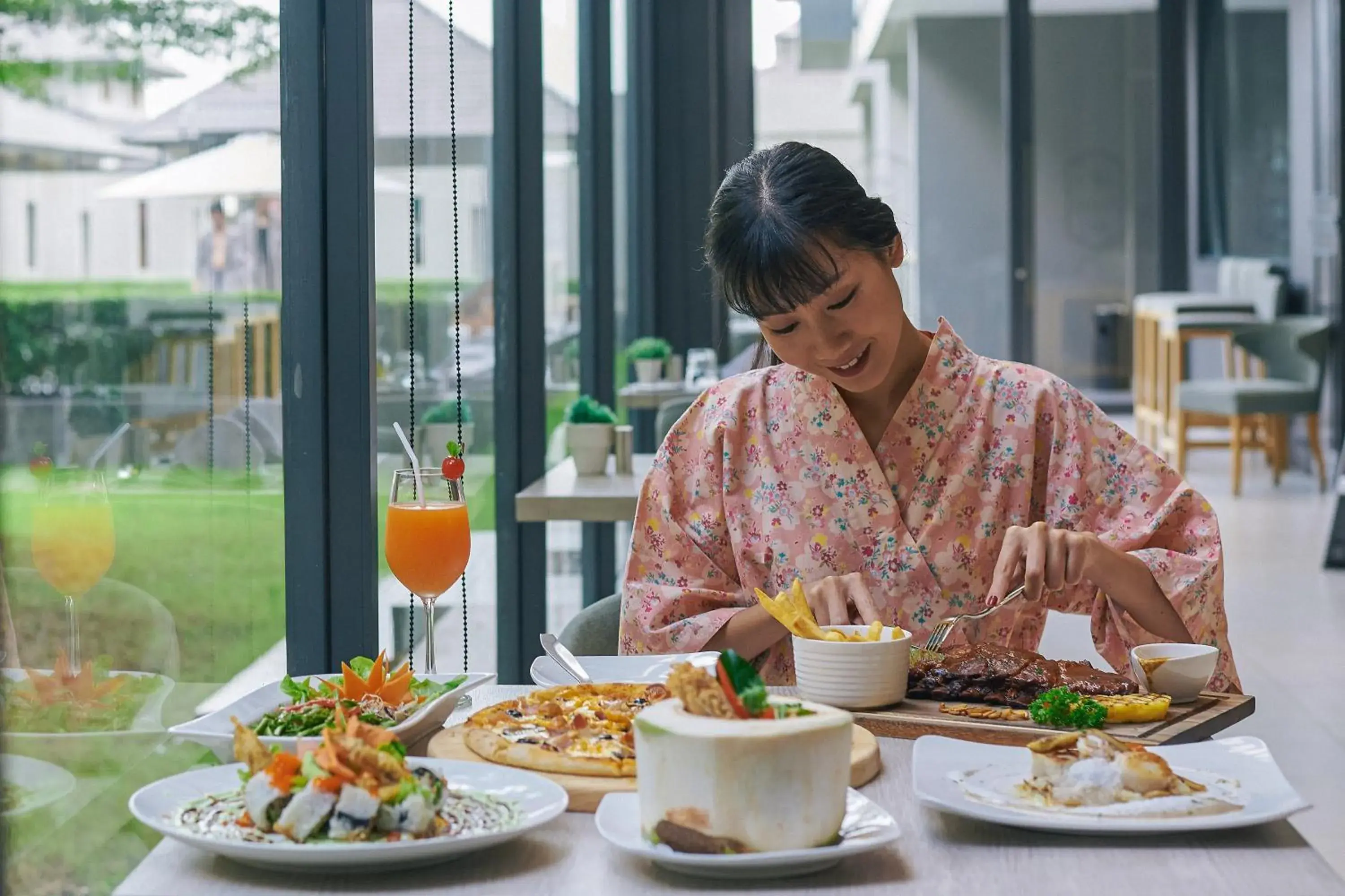 Food and drinks in Serenity Hotel and Spa Kabinburi Food and drinks in Serenity Hotel and Spa Kabinburi