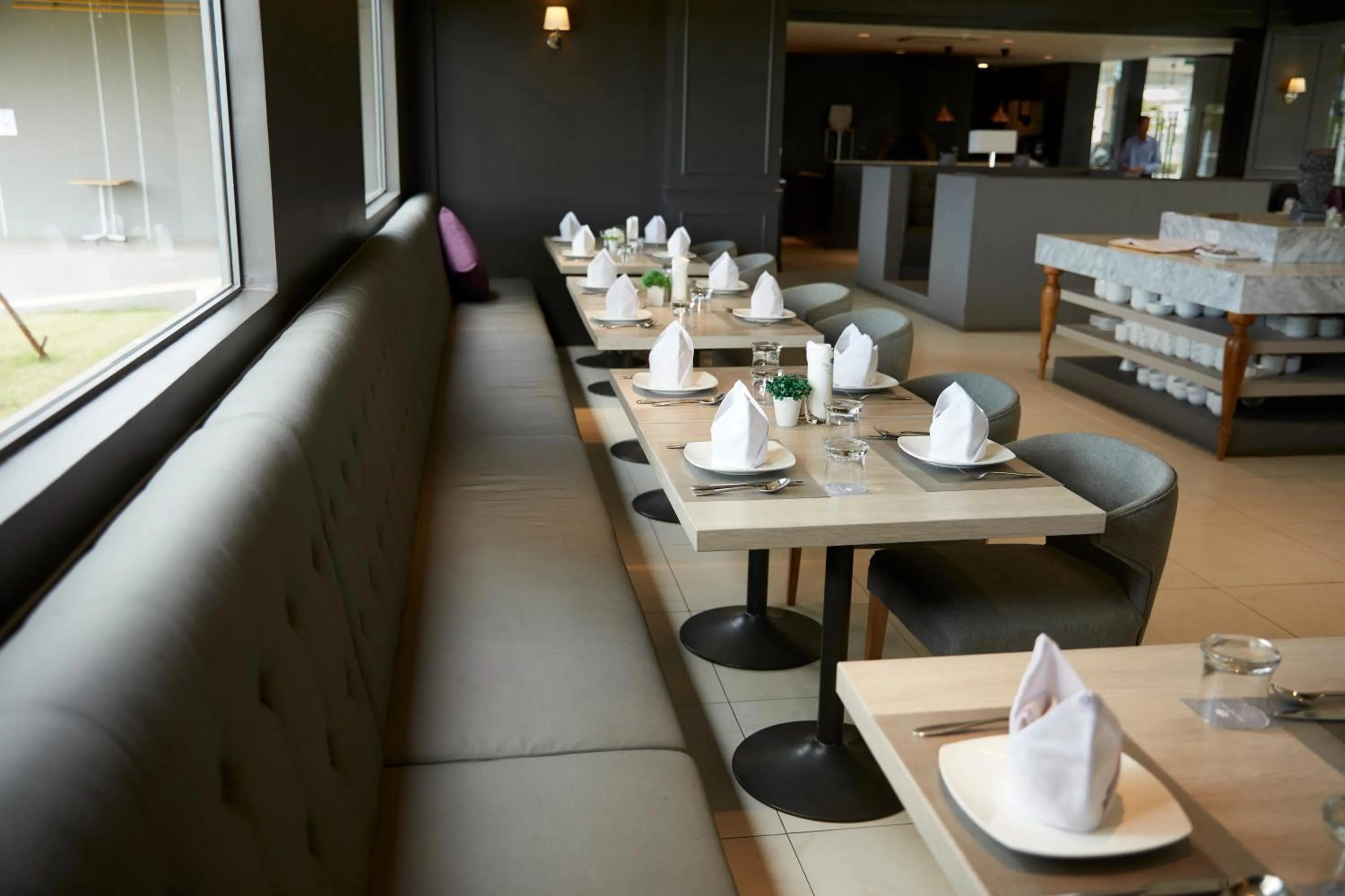 Restaurant/places to eat in Serenity Hotel and Spa Kabinburi