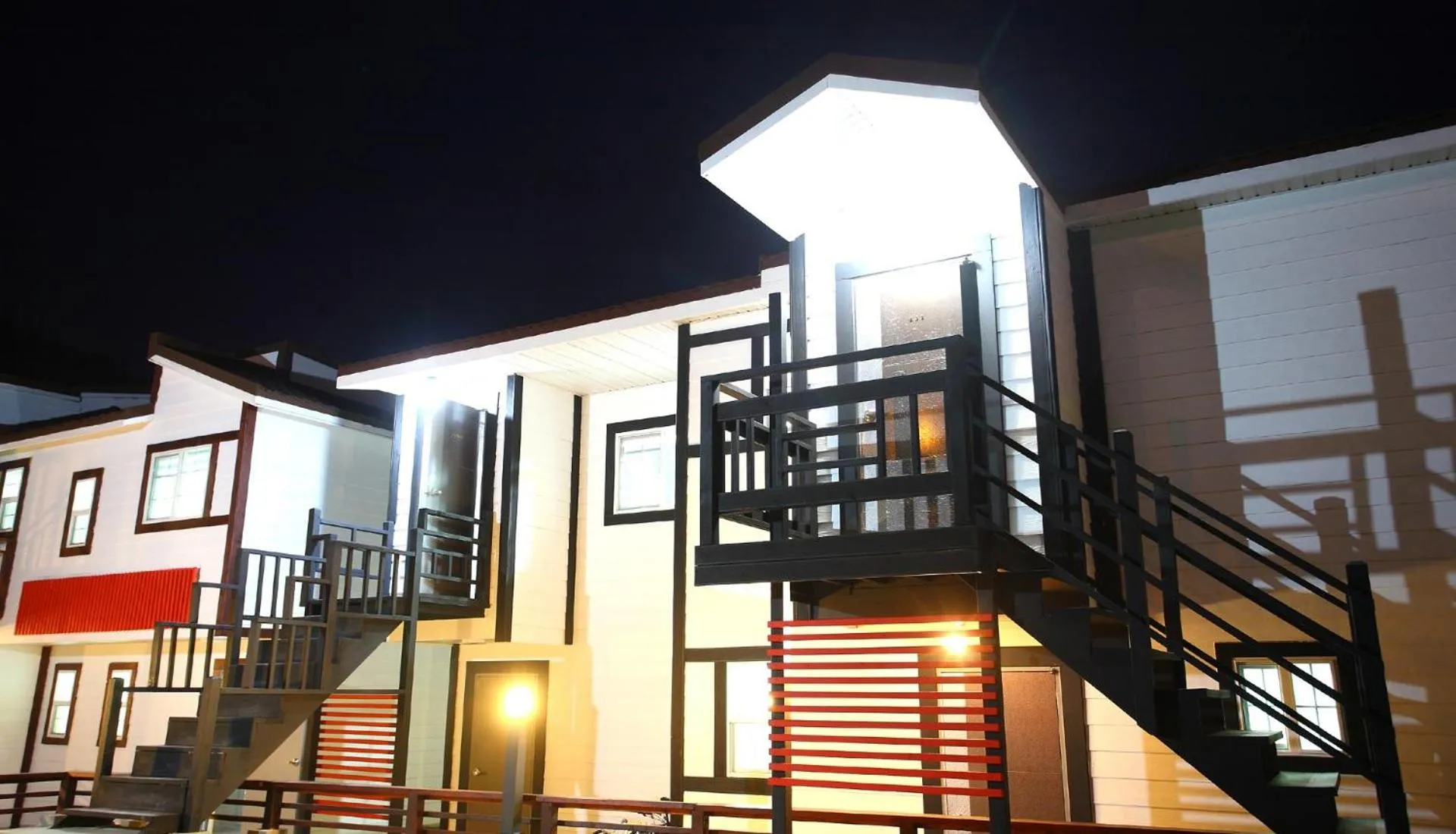 Property building in Bluesean Pension