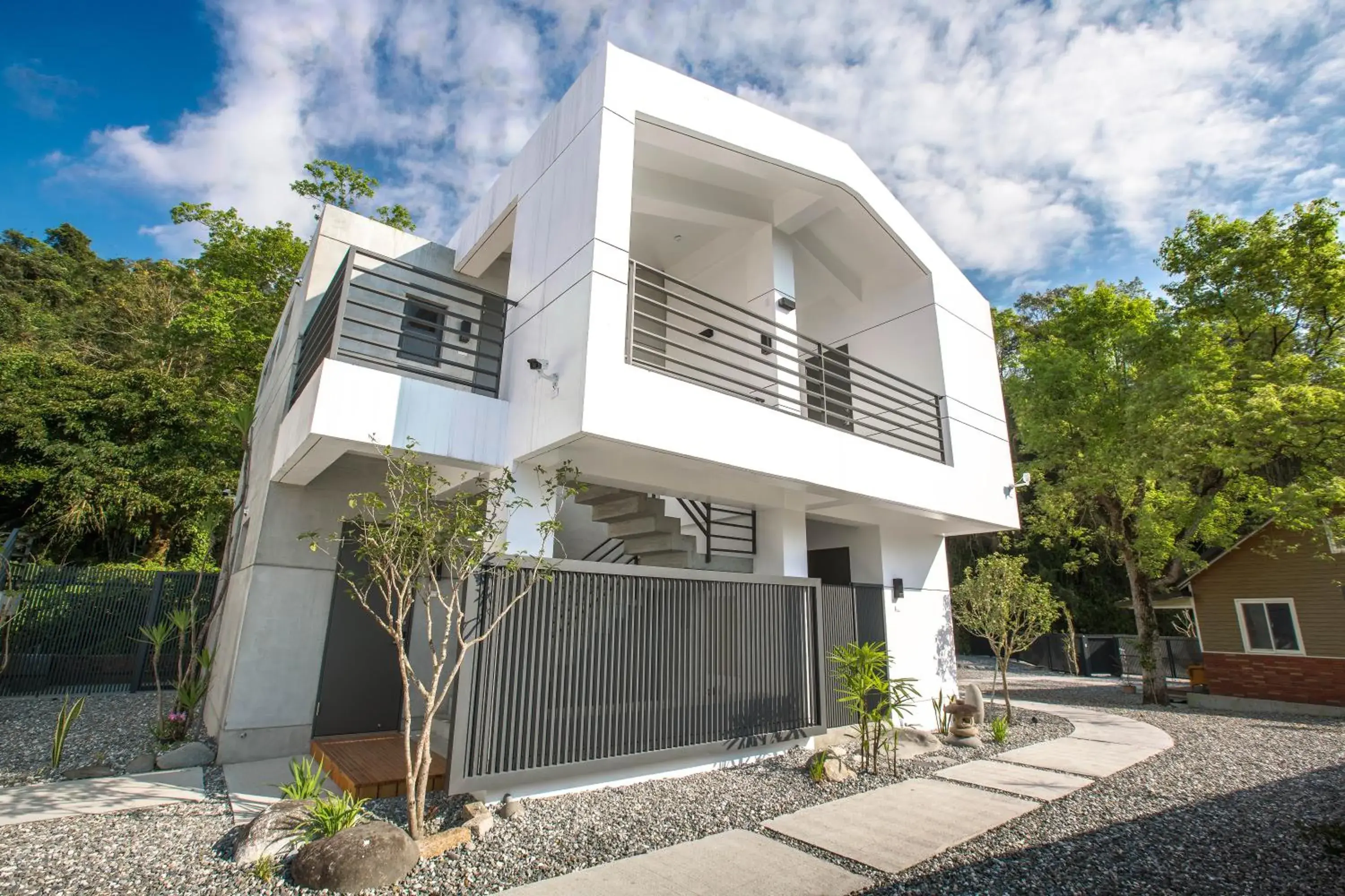 Property building in Ruisui Sunshine Hot Spring B&B Property building in Ruisui Sunshine Hot Spring B&B