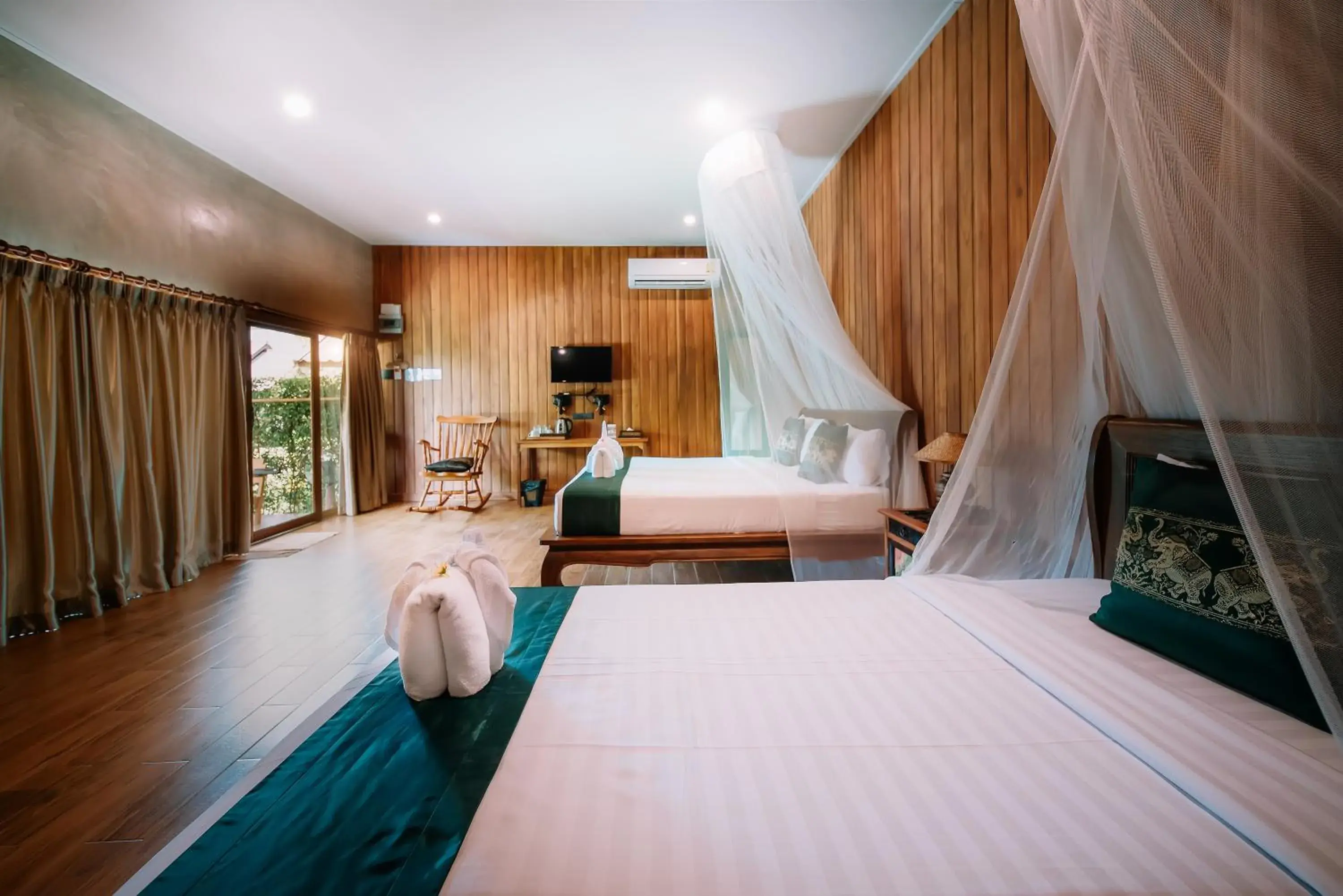 Photo of the whole room, Bed in Sawasdee Sukhothai Resort Photo of the whole room, Bed in Sawasdee Sukhothai Resort