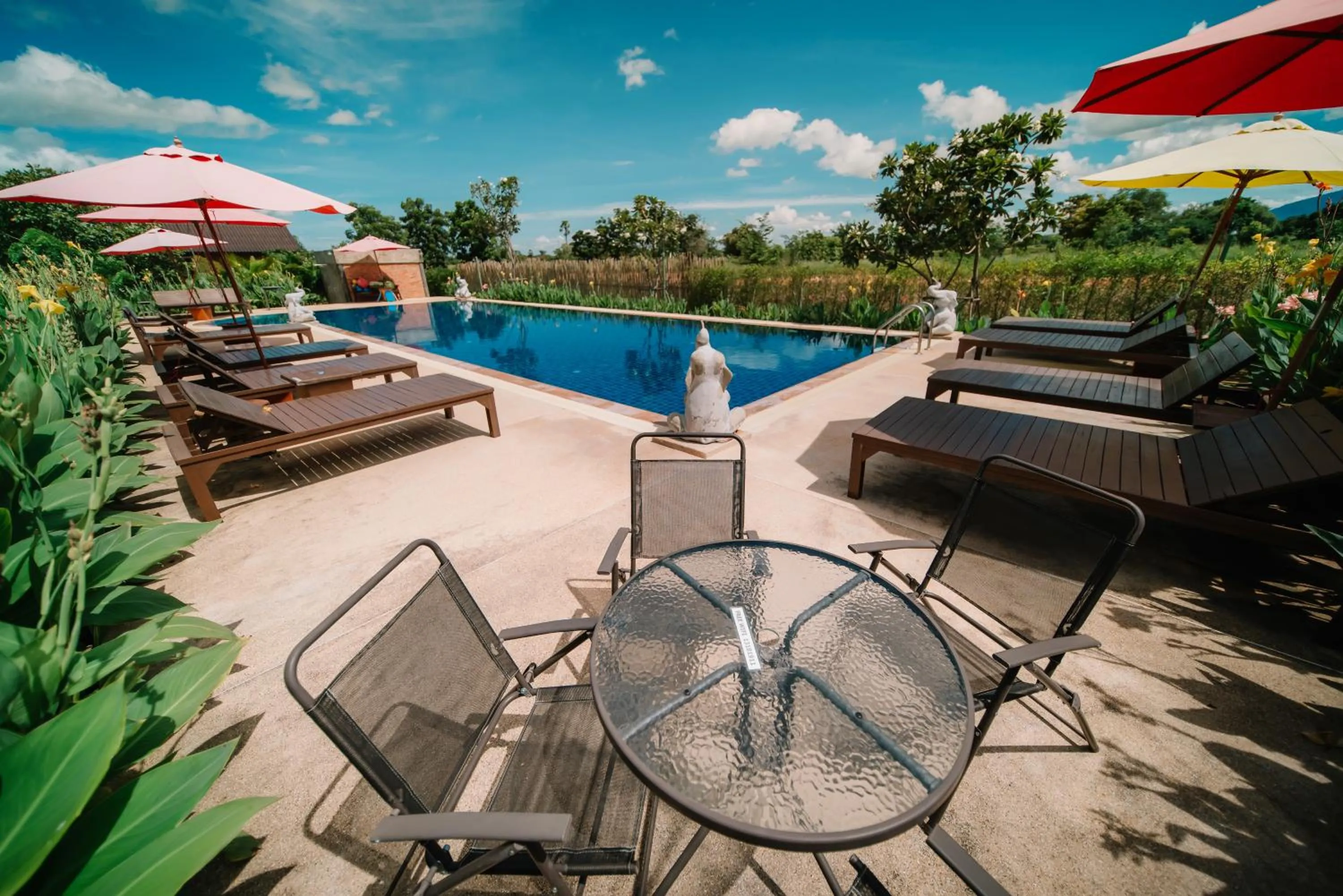 Swimming pool in Sawasdee Sukhothai Resort