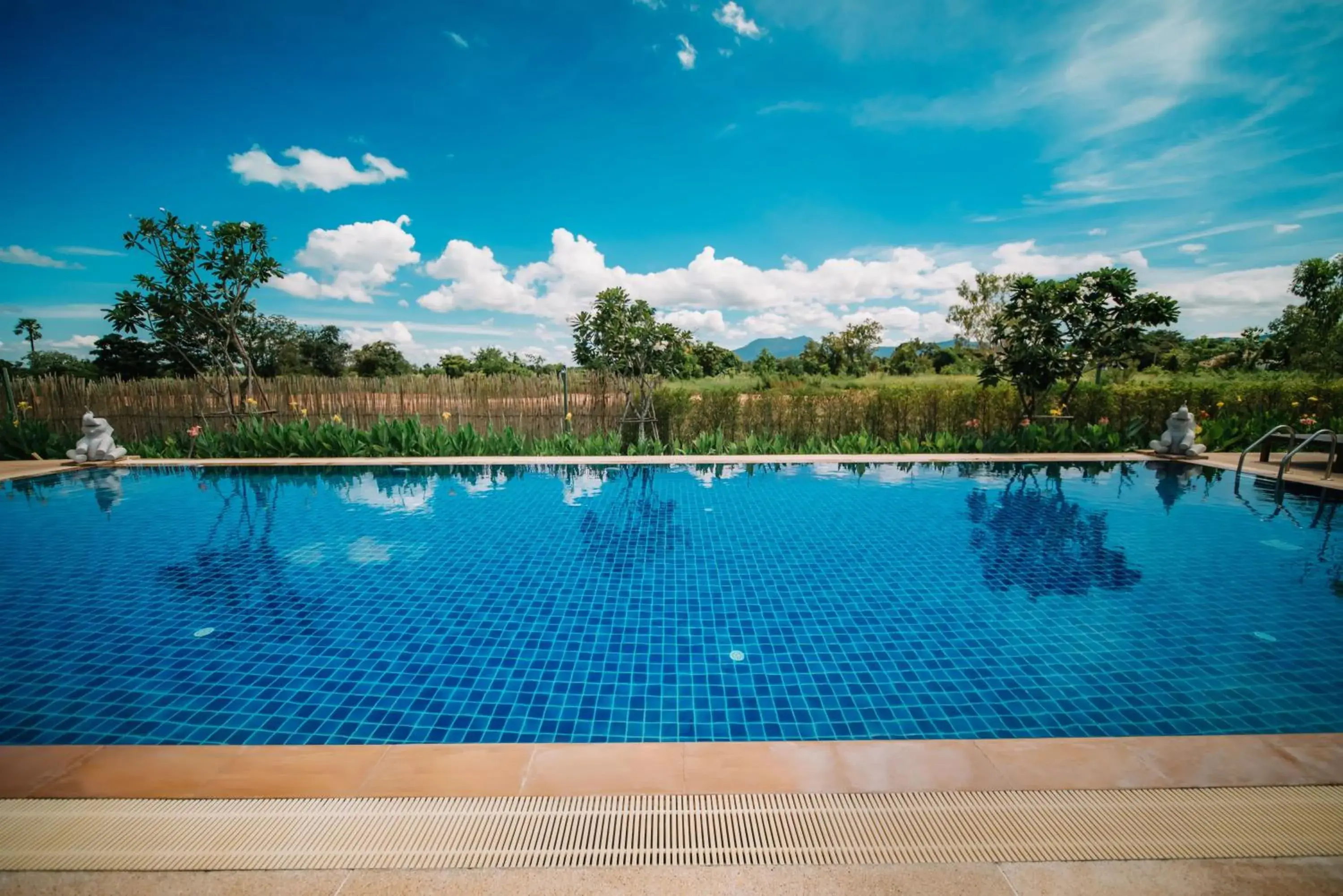 Pool view in Sawasdee Sukhothai Resort Pool view in Sawasdee Sukhothai Resort