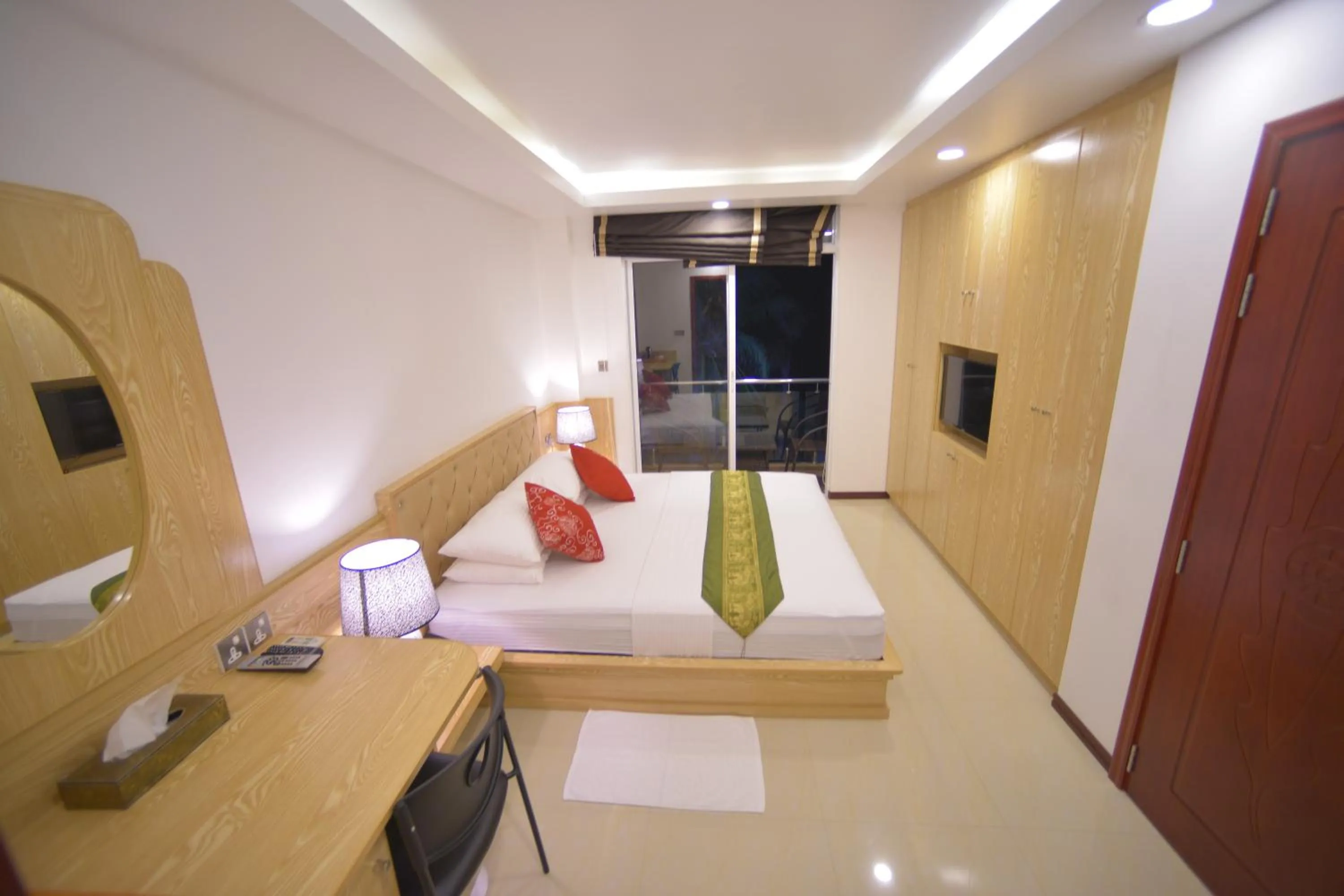 Bedroom, Bed in Hathaa Beach Maldives