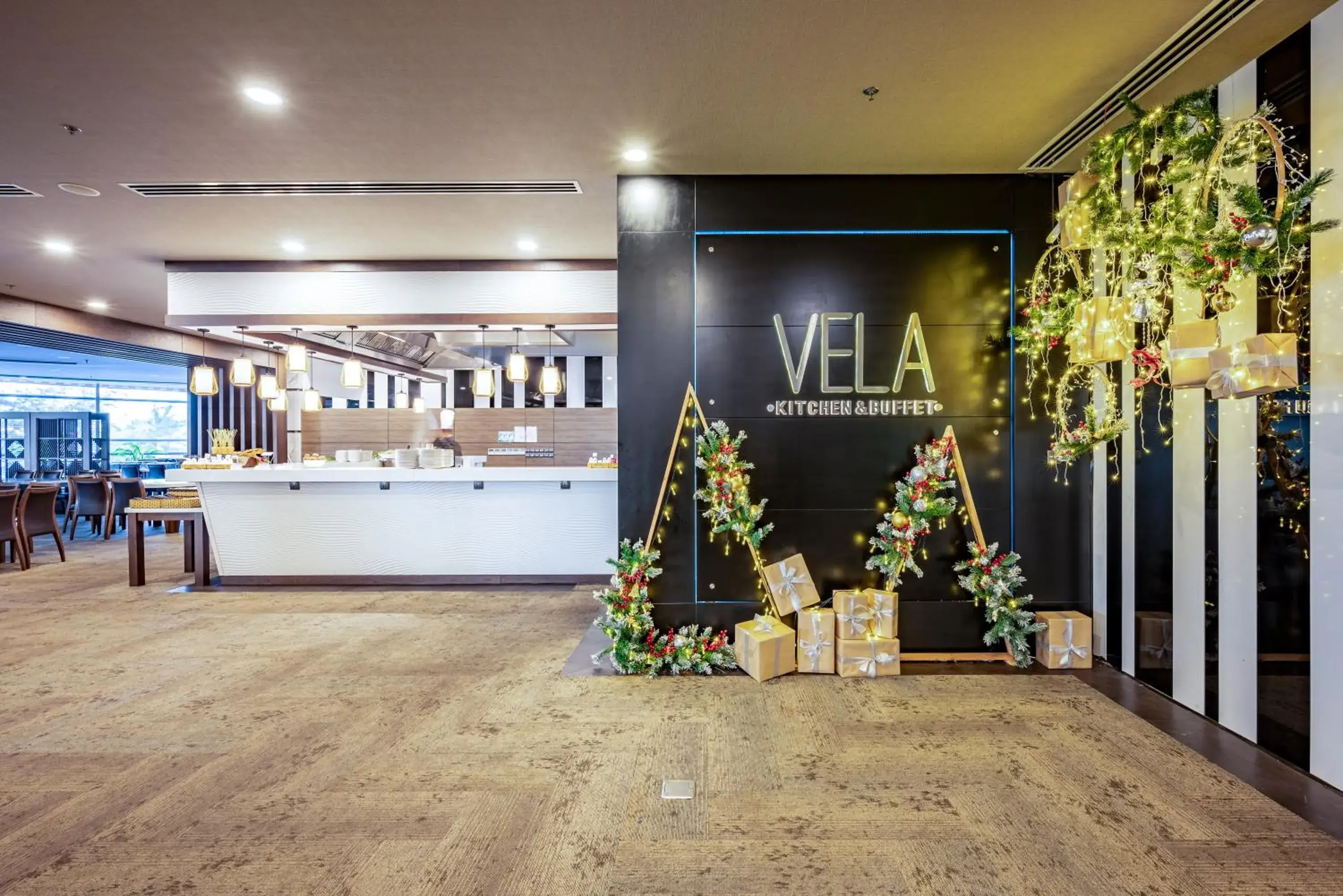 Restaurant/places to eat in The Malibu Hotel Restaurant/places to eat in The Malibu Hotel