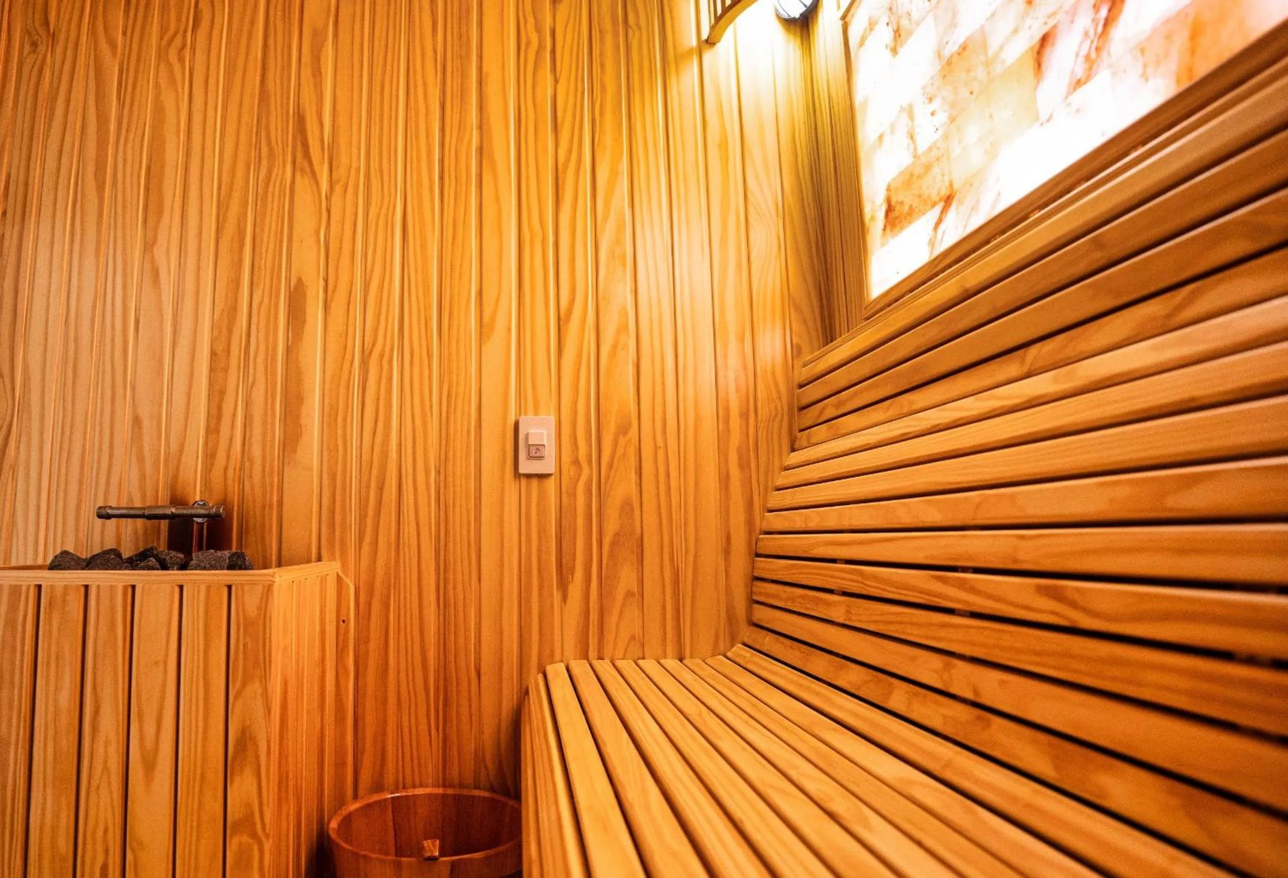 Sauna in The Malibu Hotel