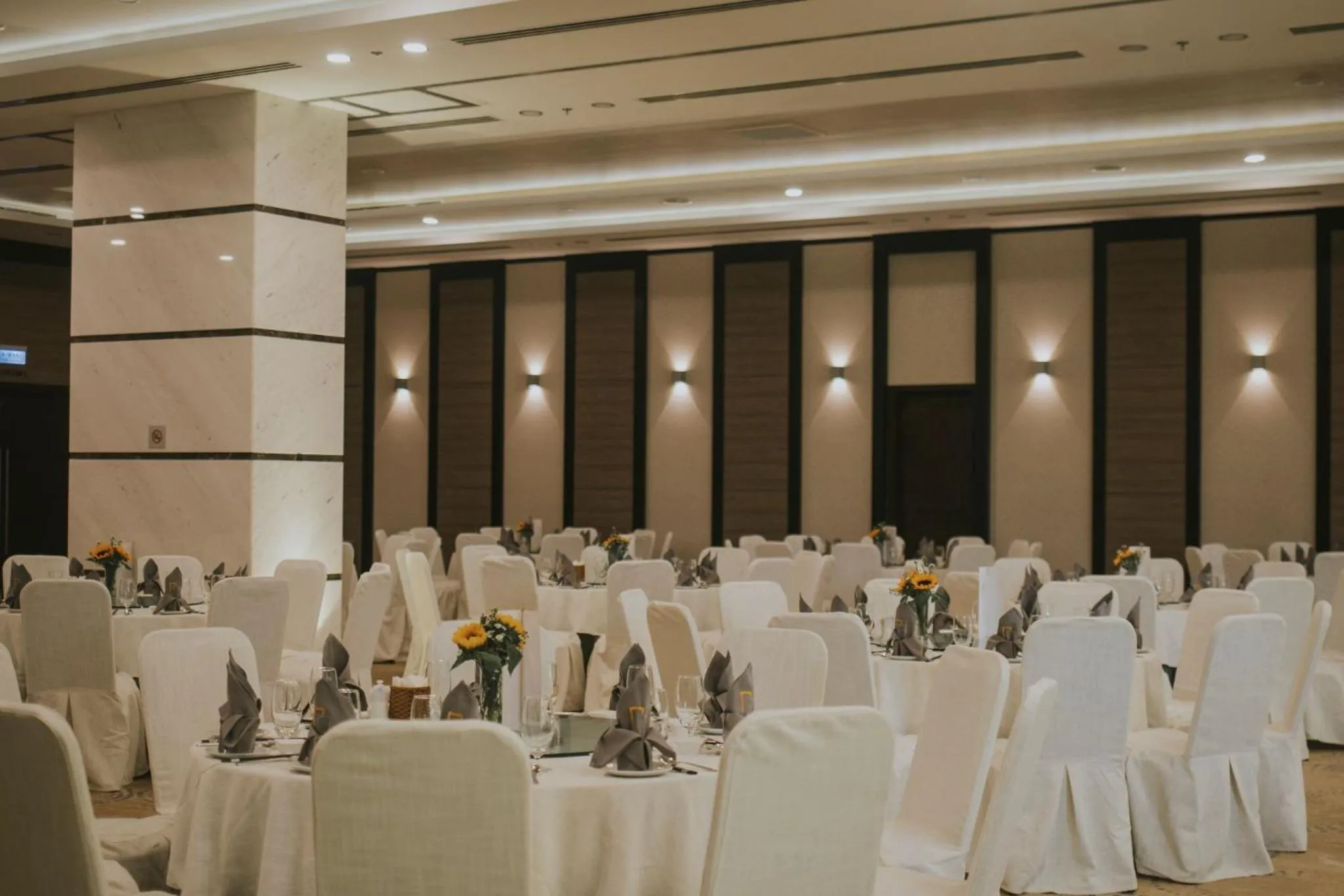 Banquet/Function facilities in The Malibu Hotel
