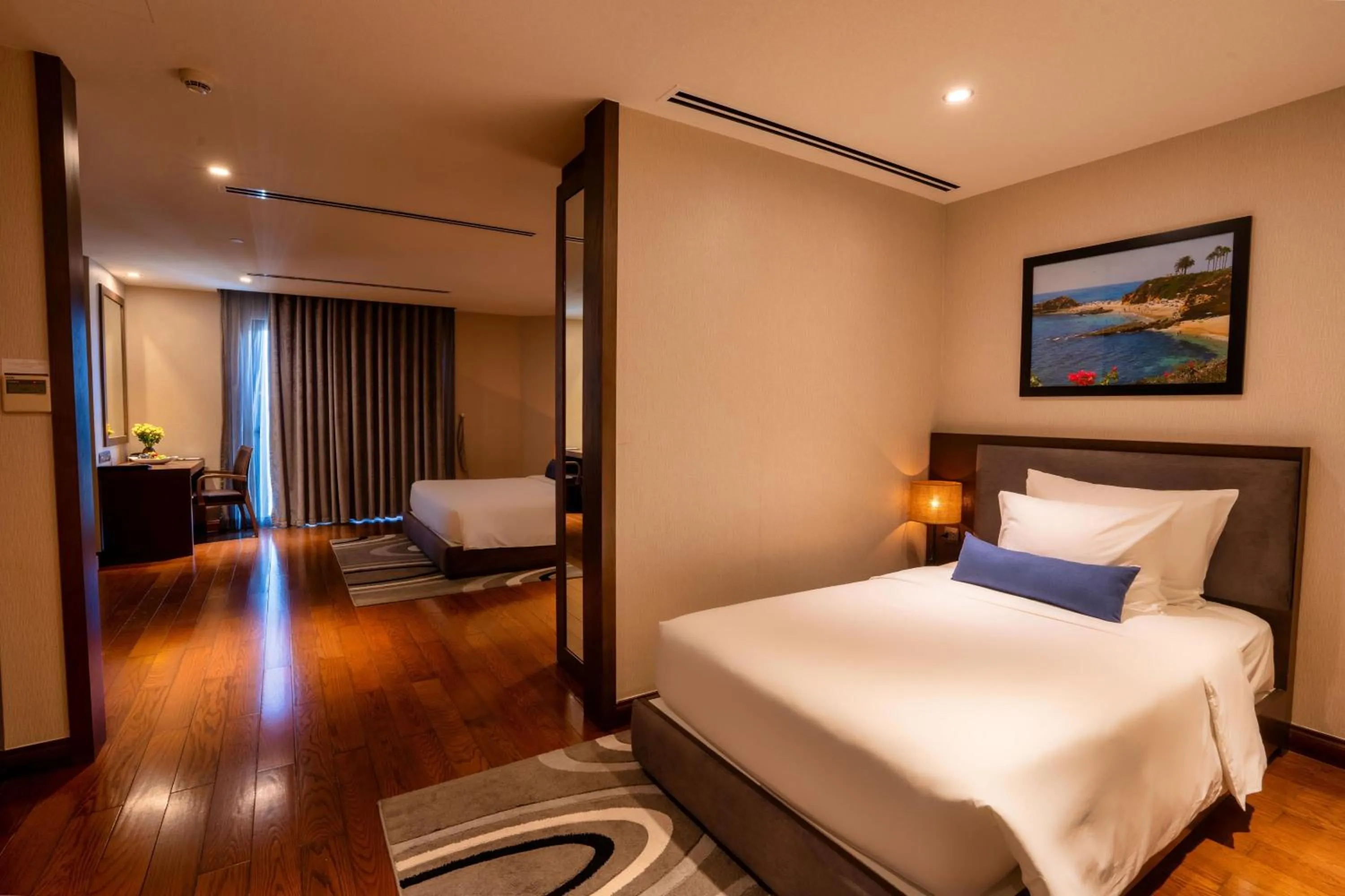 Bedroom, Bed in The Malibu Hotel