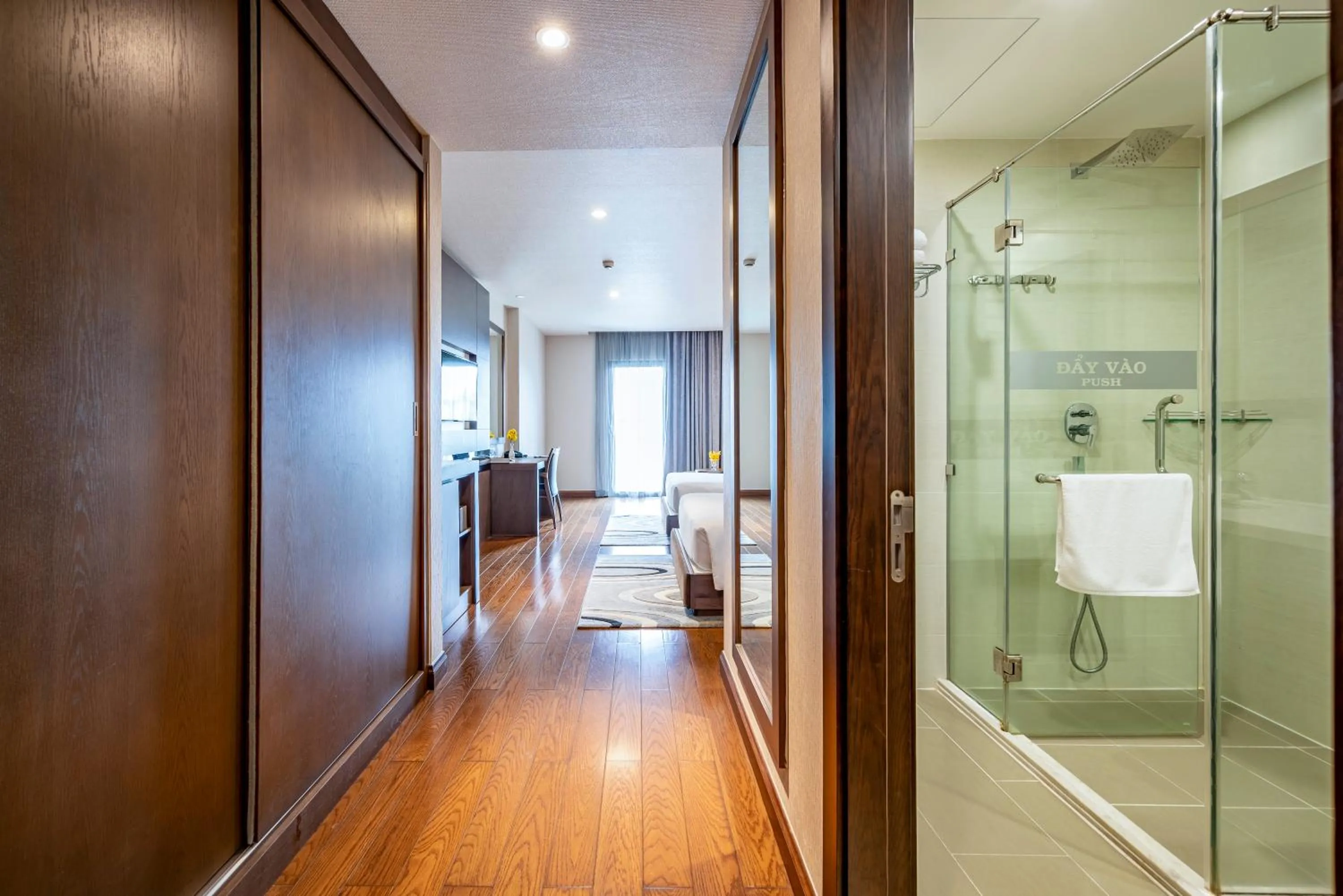 Shower in The Malibu Hotel