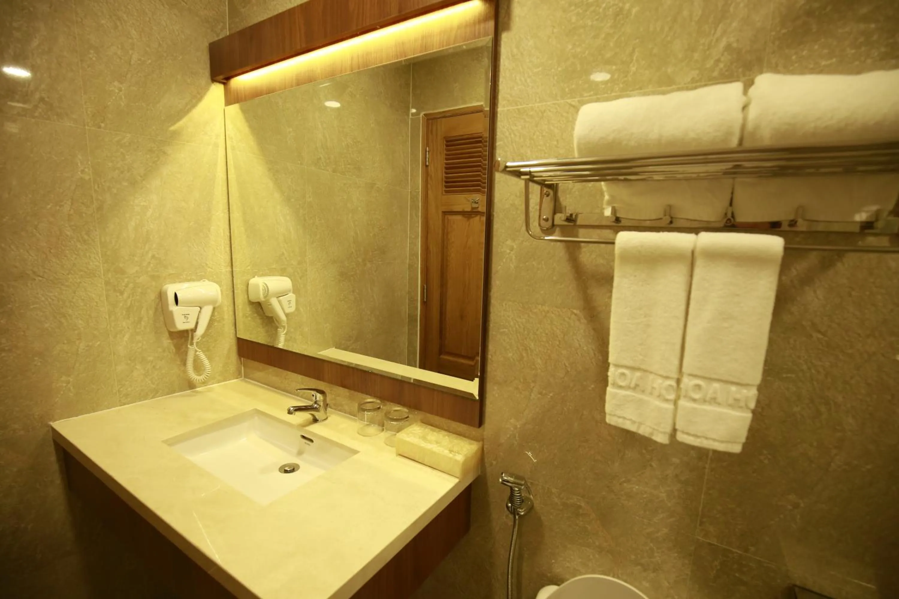 Bathroom in Kim Hoa Hotel