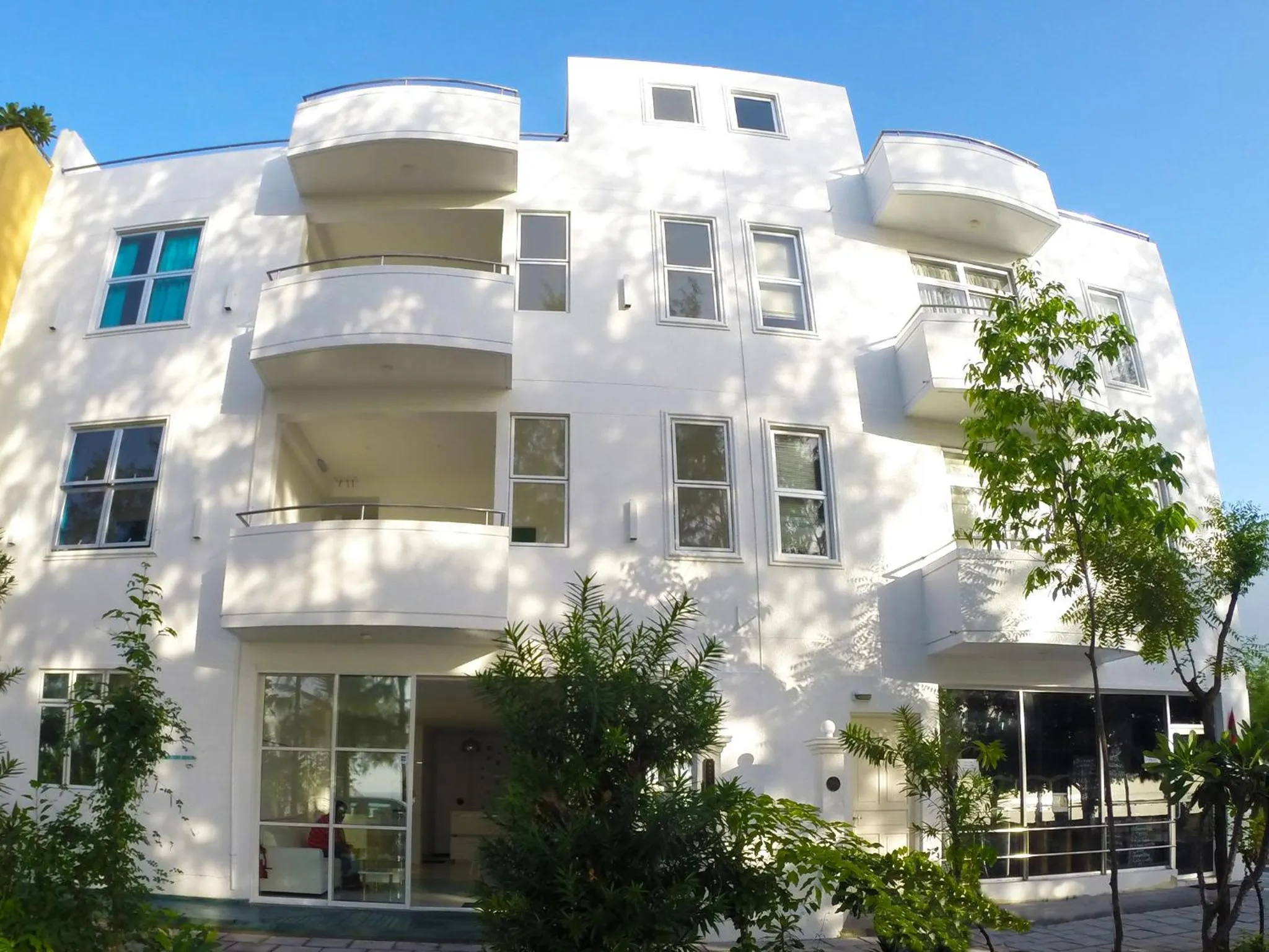 Facade/entrance in Planktons Beach