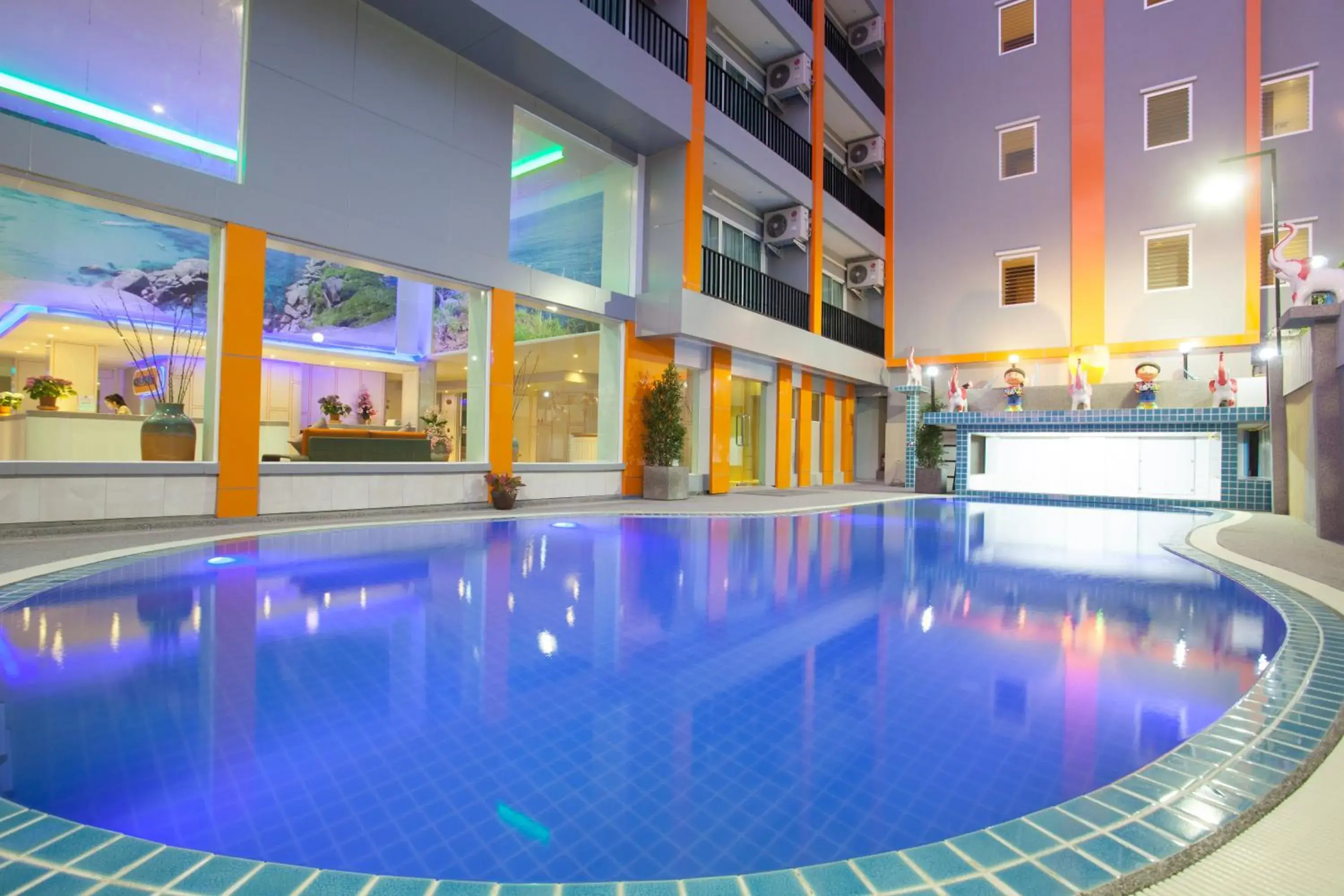 Swimming pool in Chabana Kamala Hotel Swimming pool in Chabana Kamala Hotel