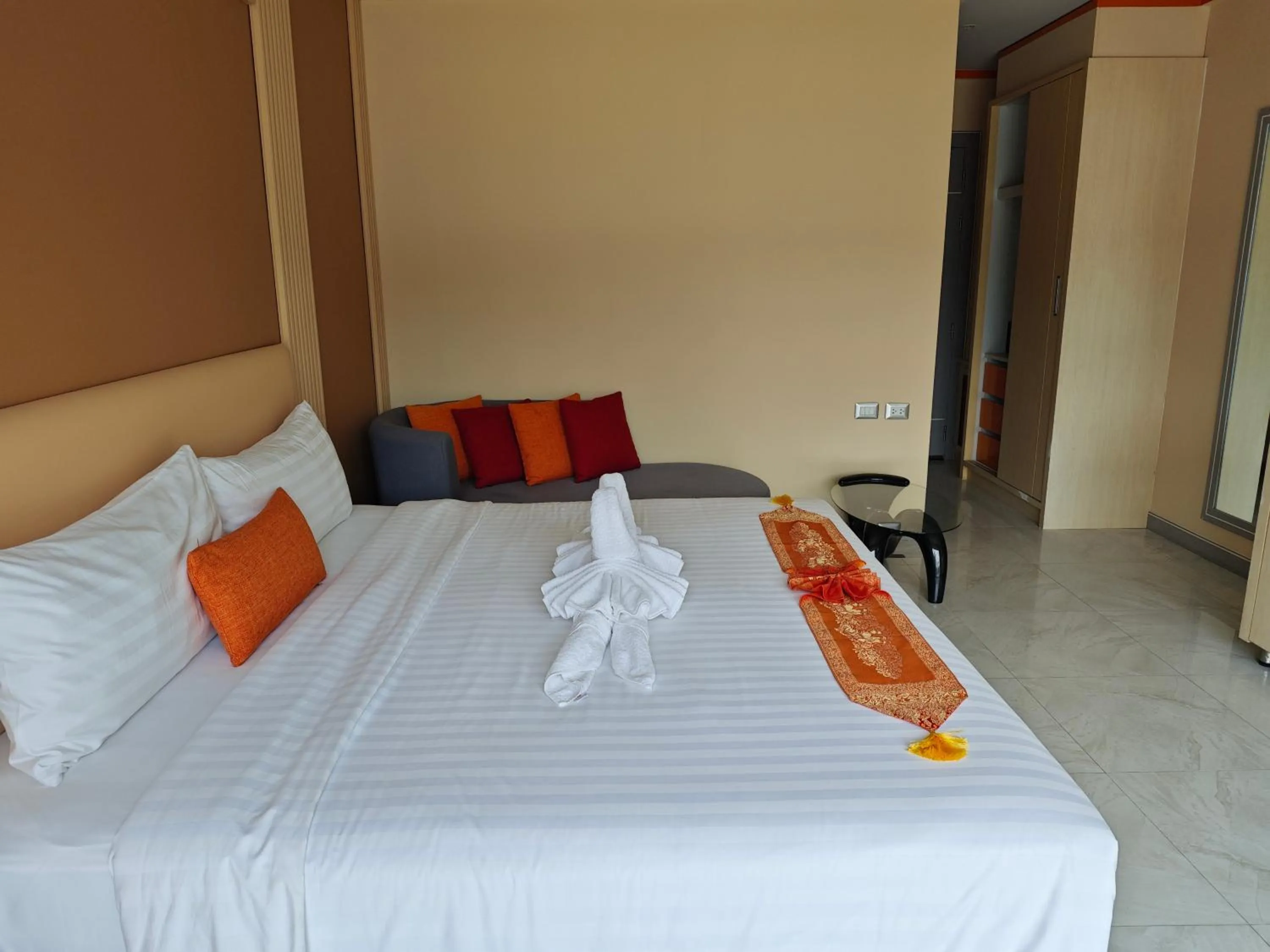 Bed in Chabana Kamala Hotel