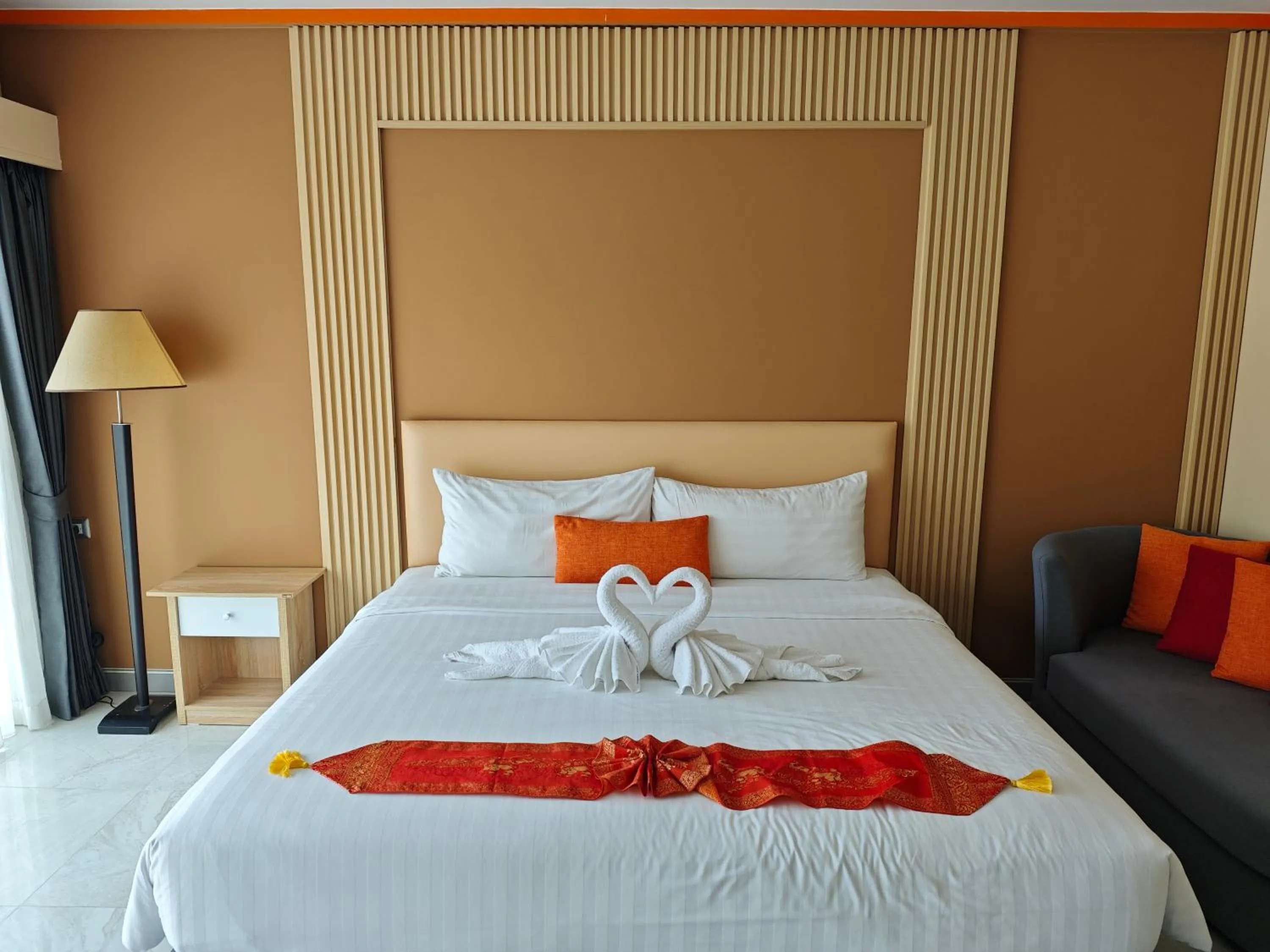 Bedroom, Bed in Chabana Kamala Hotel