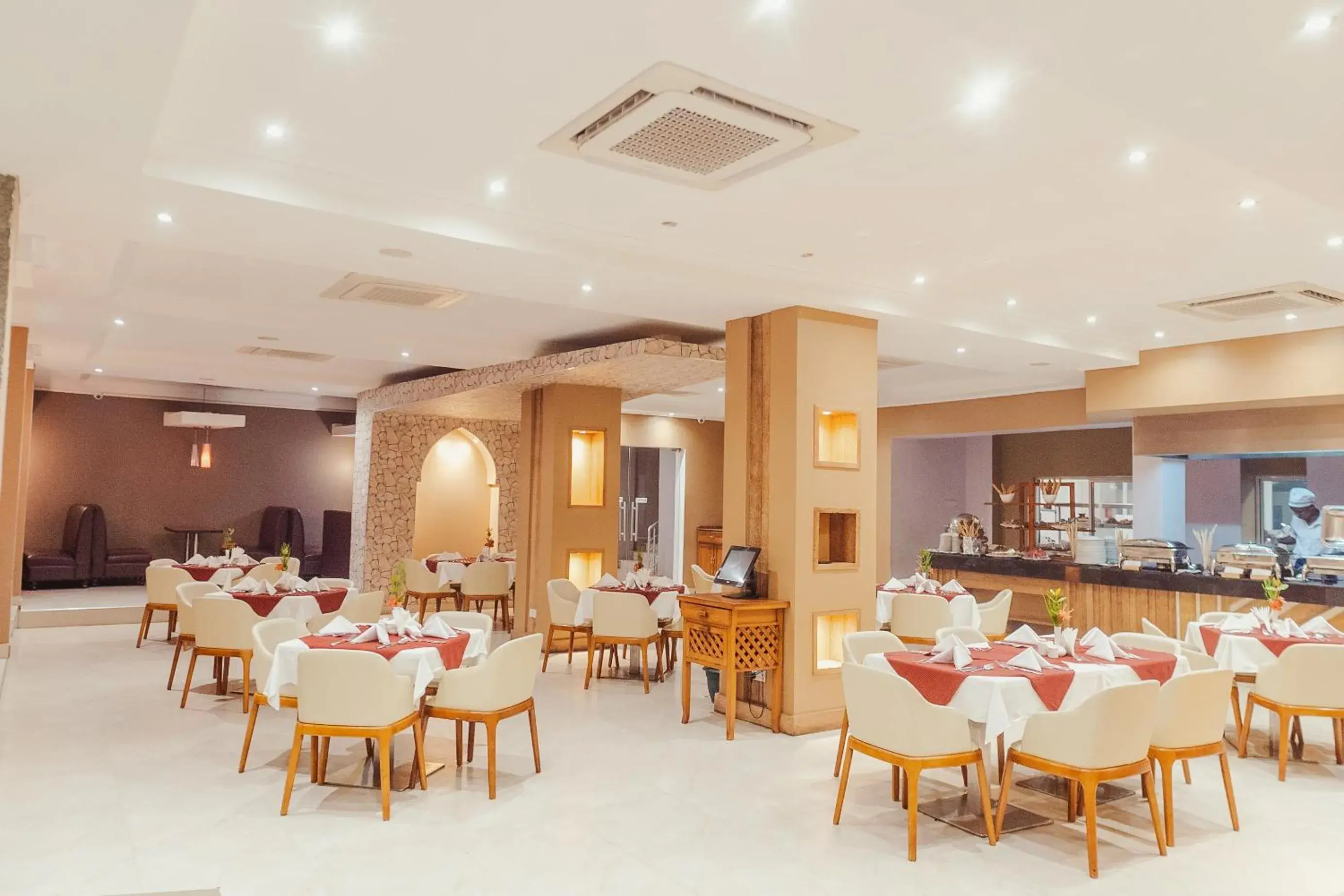 Restaurant/places to eat in Tanga Beach Resort & Spa Restaurant/places to eat in Tanga Beach Resort & Spa