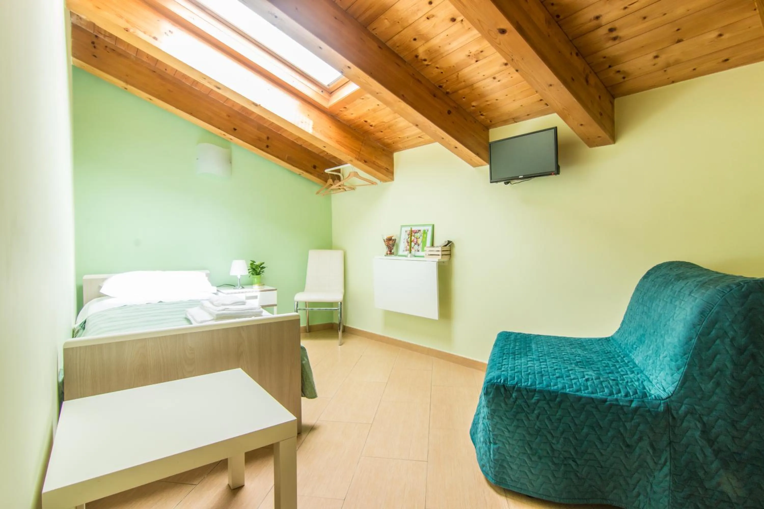 Photo of the whole room, Bed in B&B Sotto un Tetto