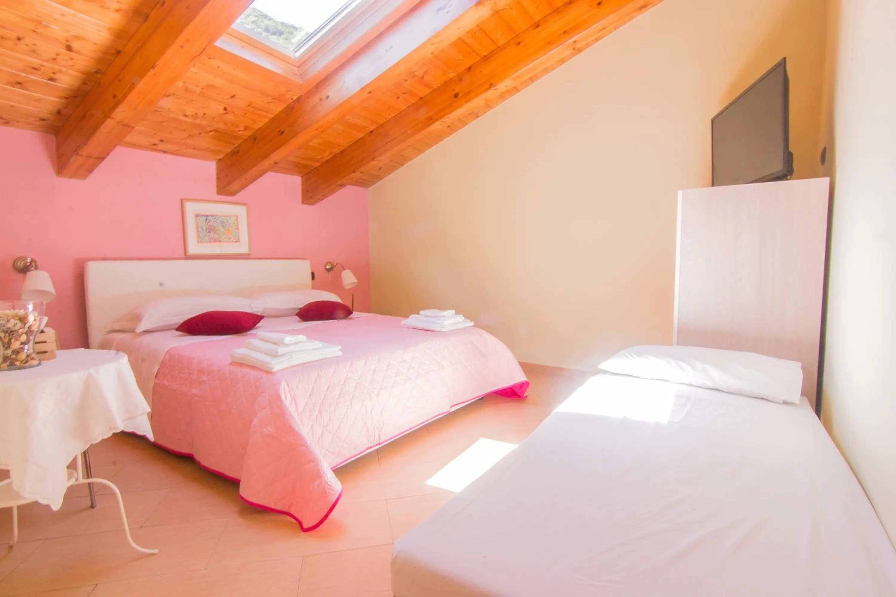 Bed in B&B Sotto un Tetto