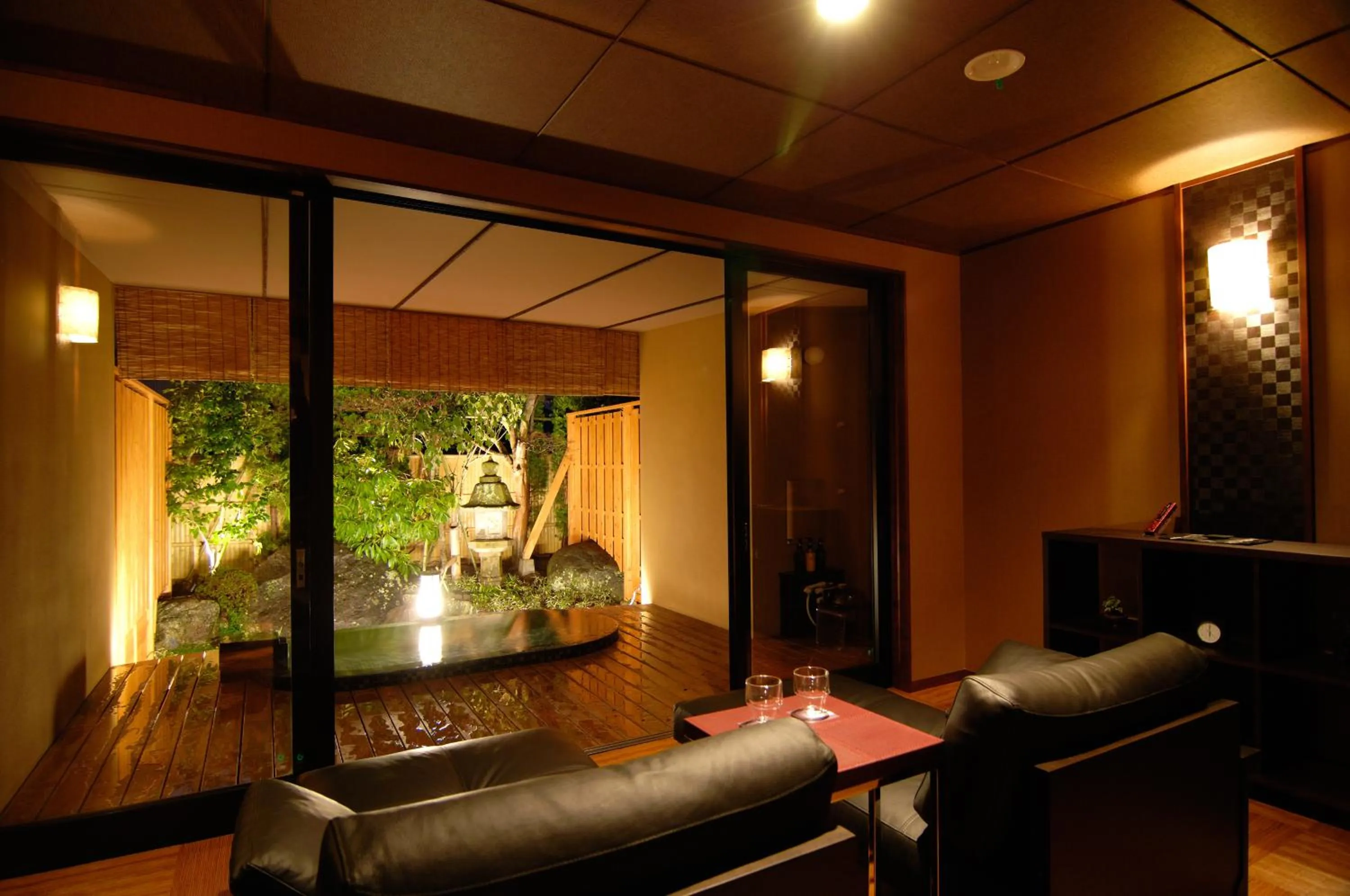 Garden in Kouyurou Ikawa