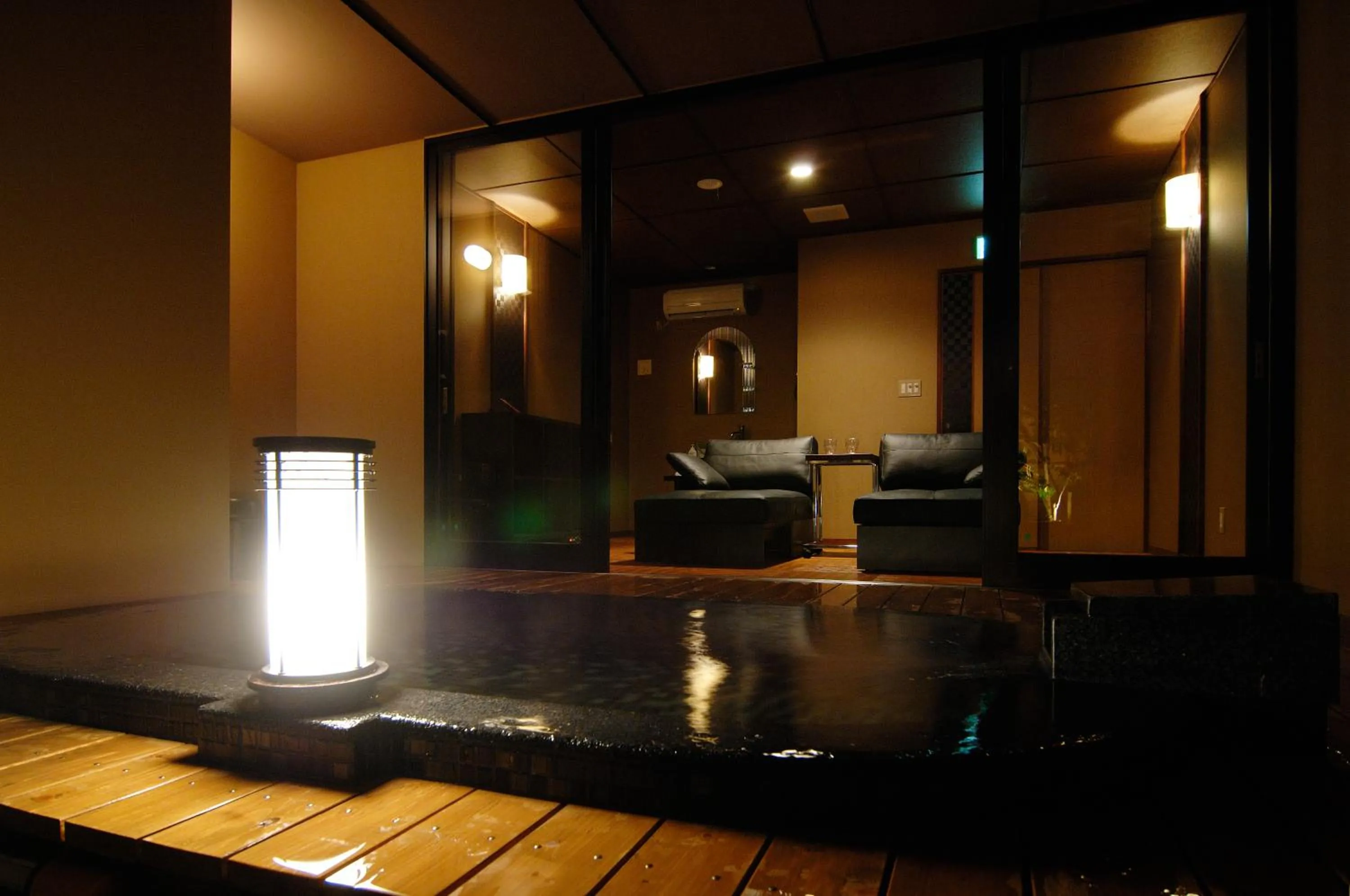 Hot Spring Bath in Kouyurou Ikawa