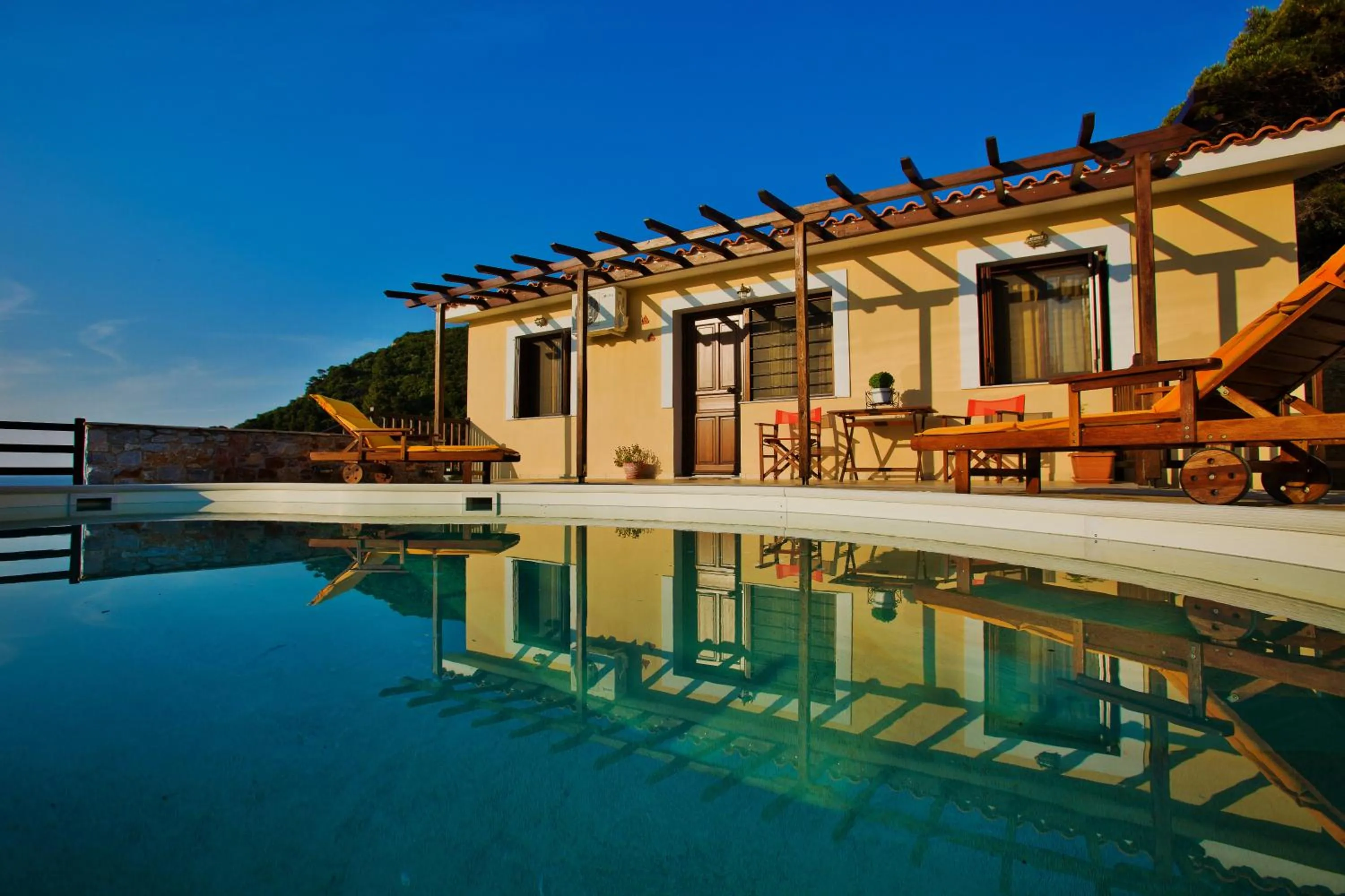 Porto Skopelos Villas
