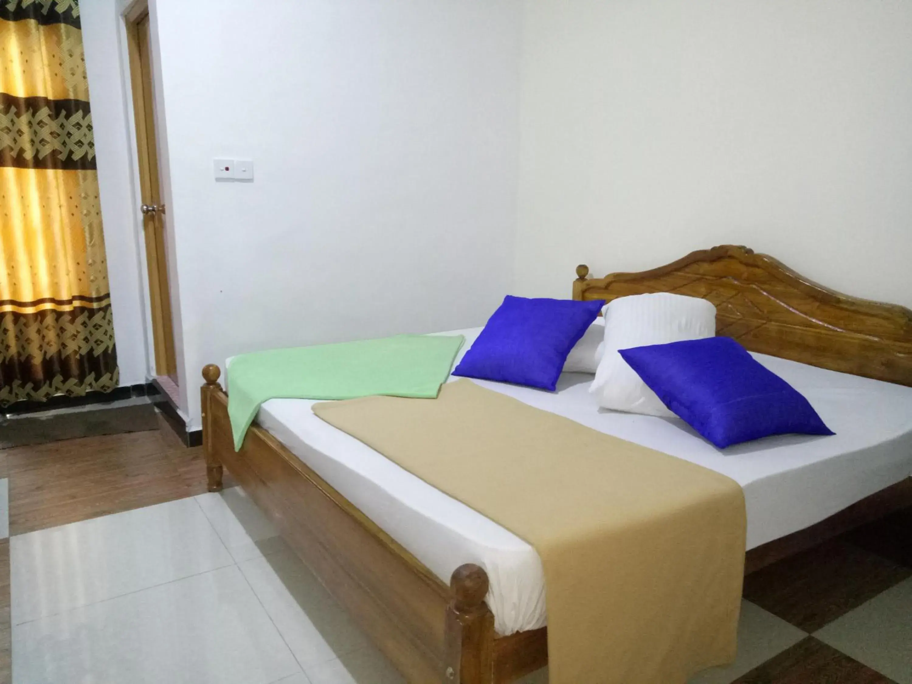Deluxe Double Room with Balcony in Ayos Hill Adam's Peak Free Shuttle Deluxe Double Room with Balcony in Ayos Hill Adam's Peak Free Shuttle