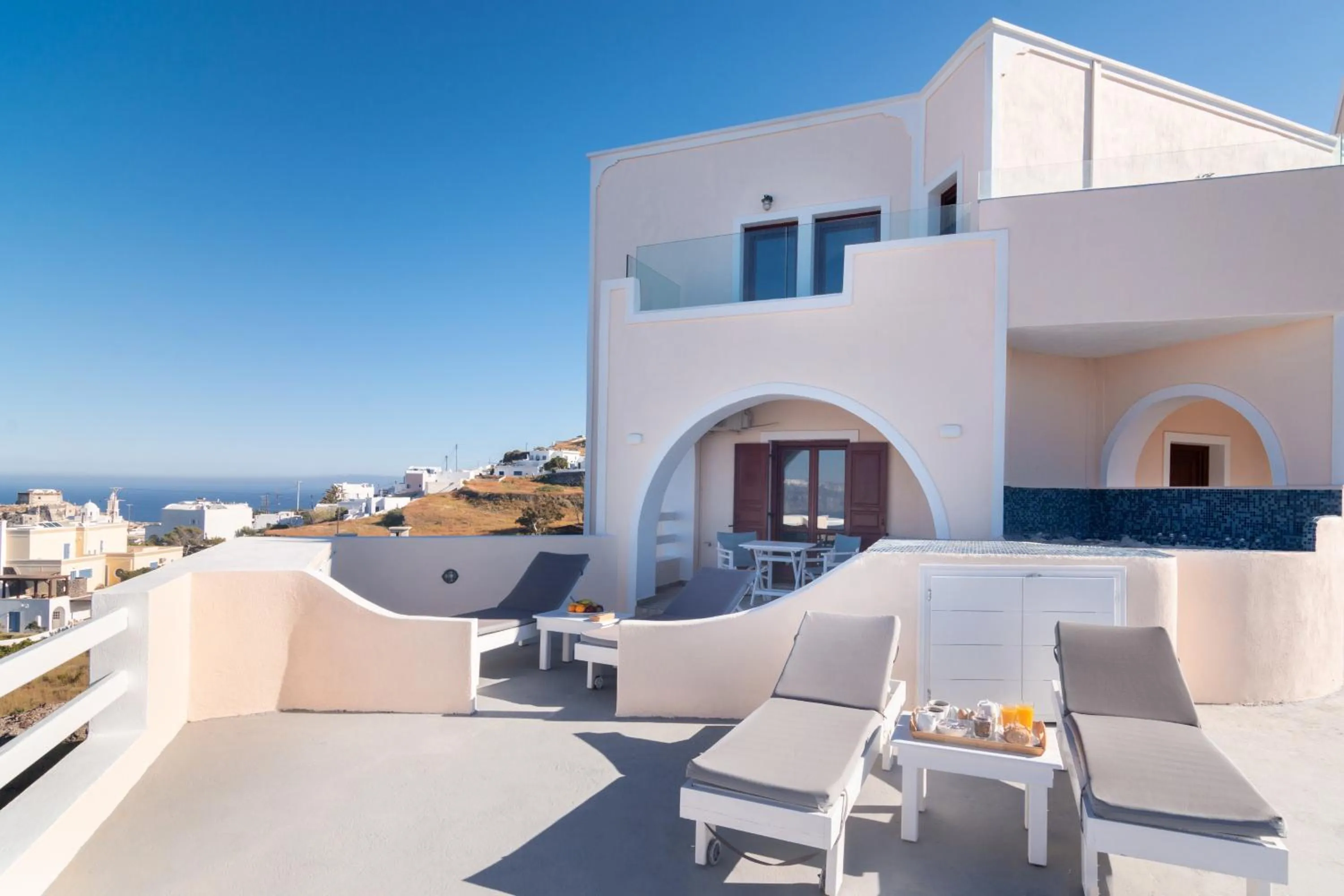 Property building in Akrotiri Apartments