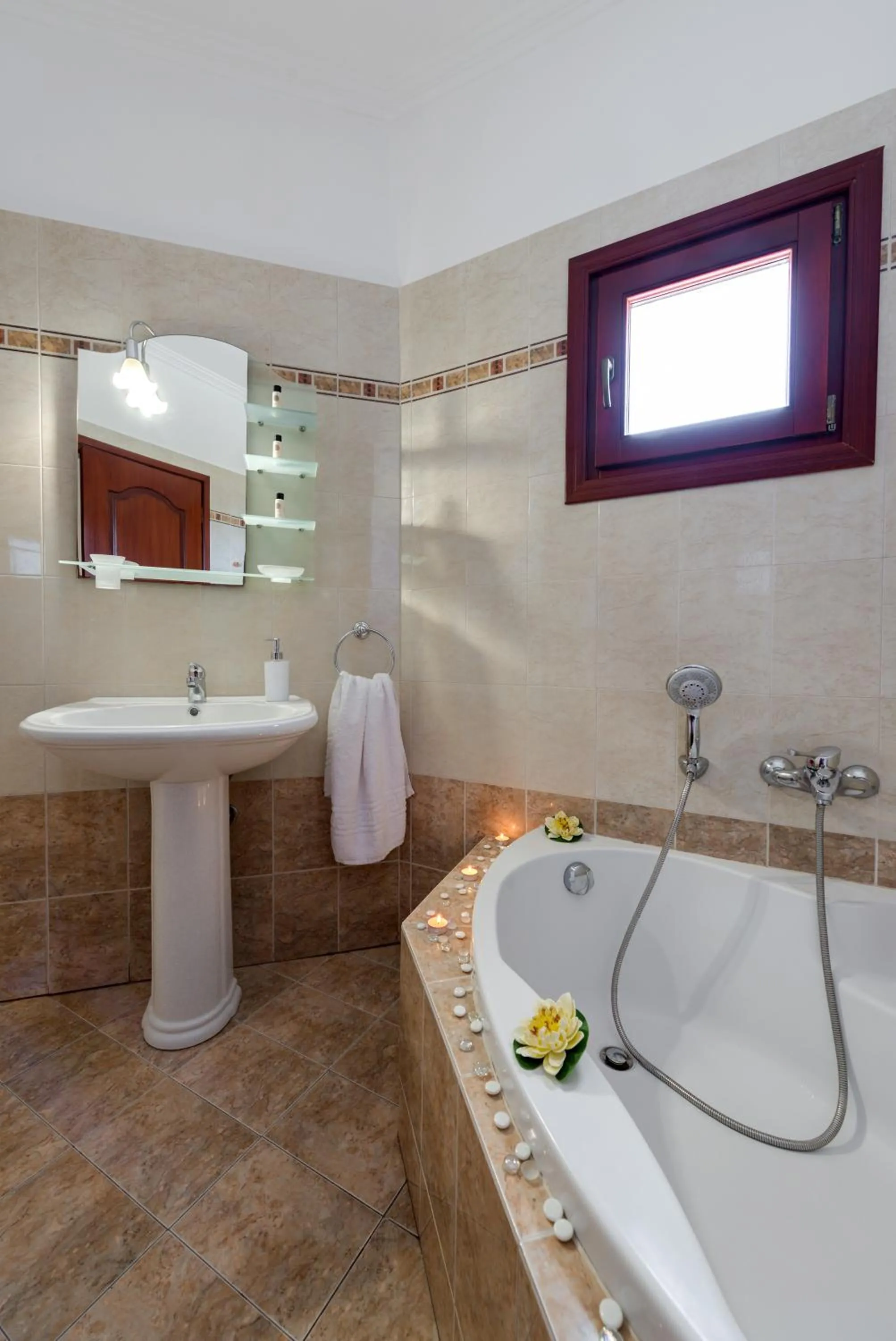 Bathroom in Akrotiri Apartments