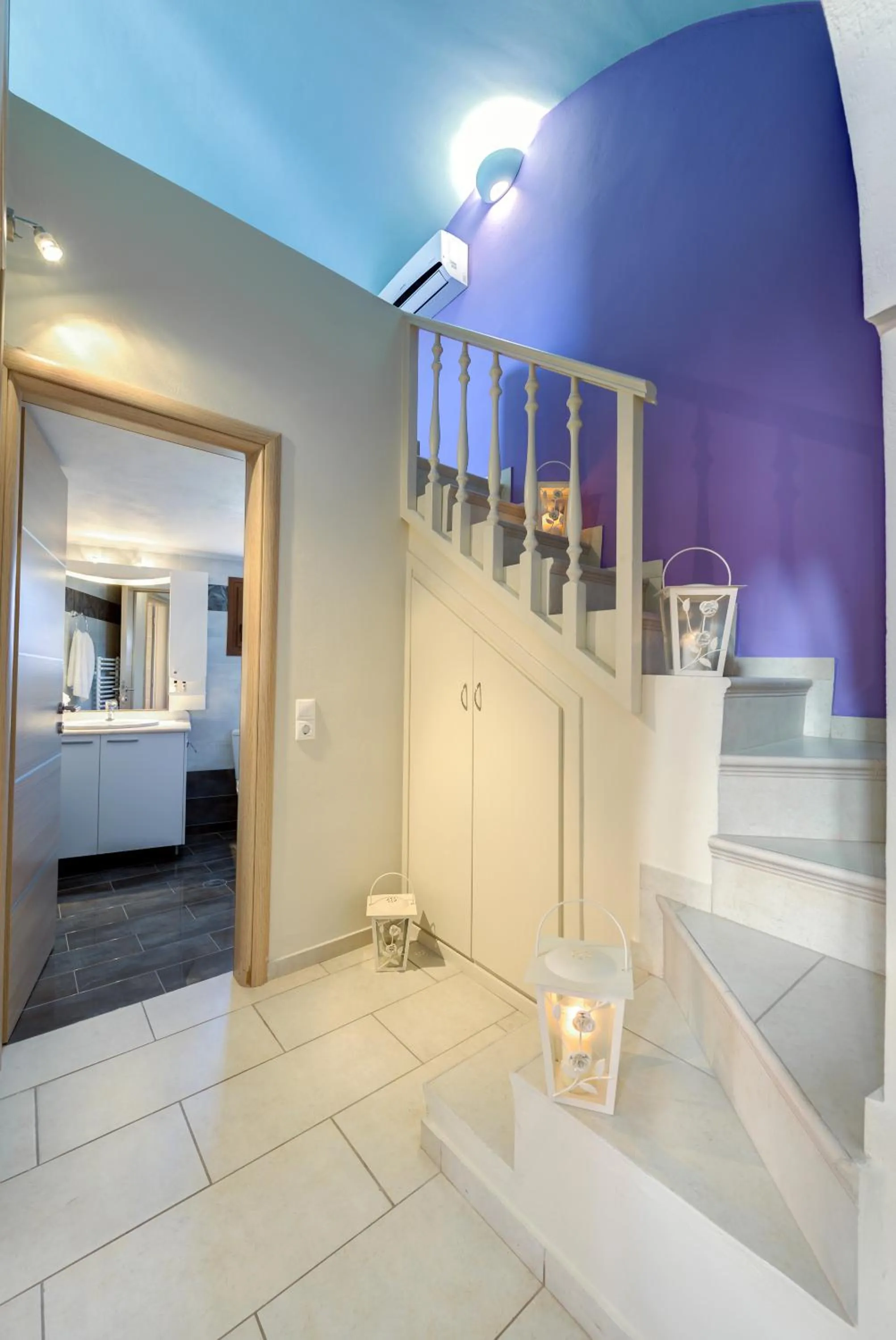 Area and facilities in Akrotiri Apartments